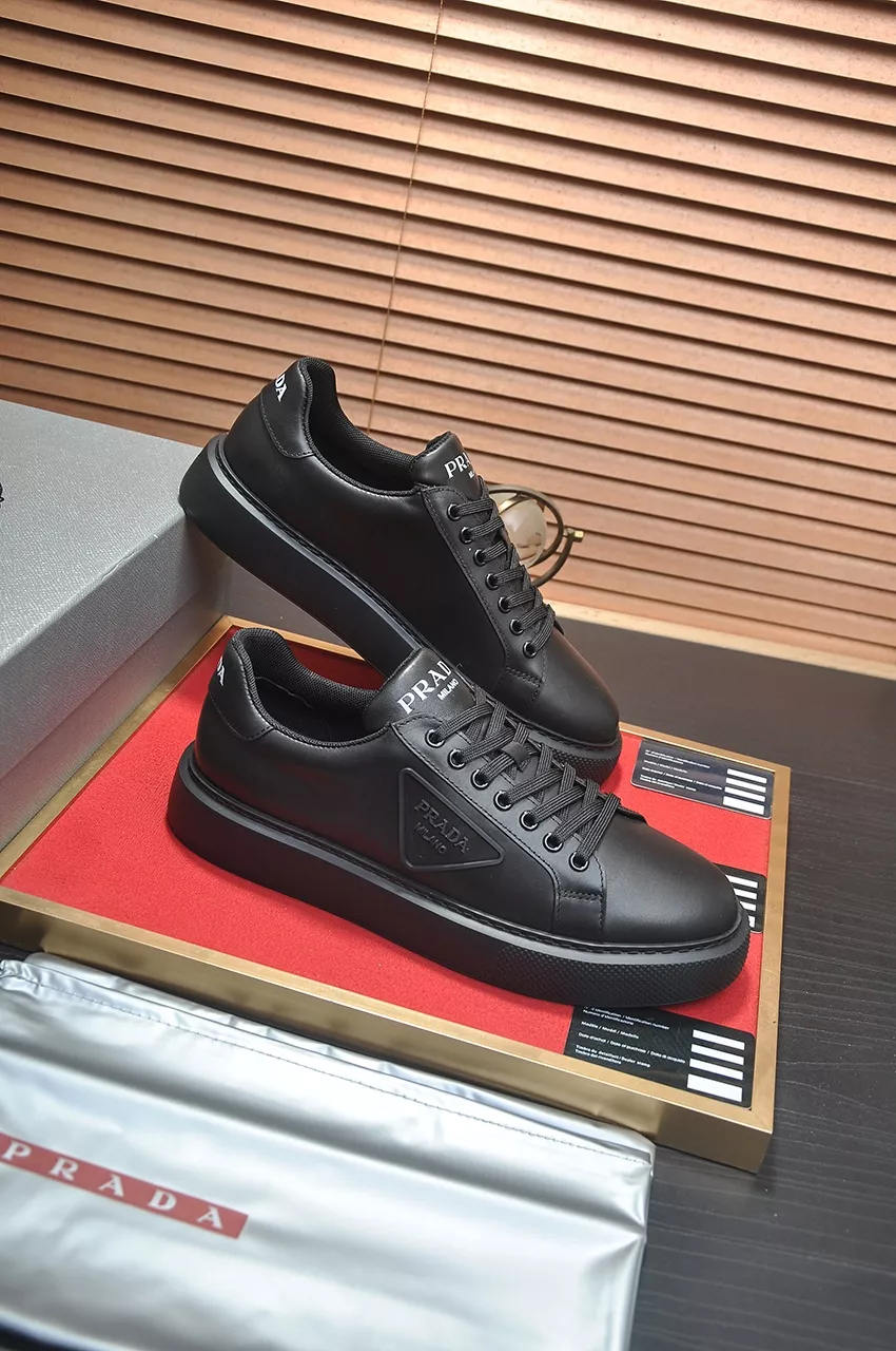 Prada Casual Shoes For Men Popular 9970