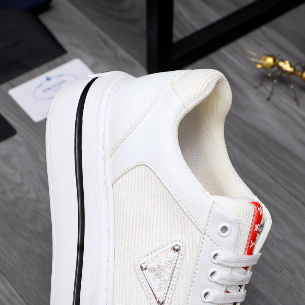 Prada Casual Shoes For Men Practical 1682