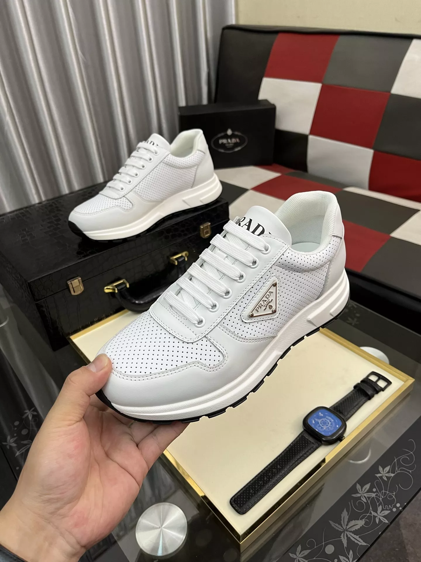 Prada Casual Shoes For Men Practical 4286