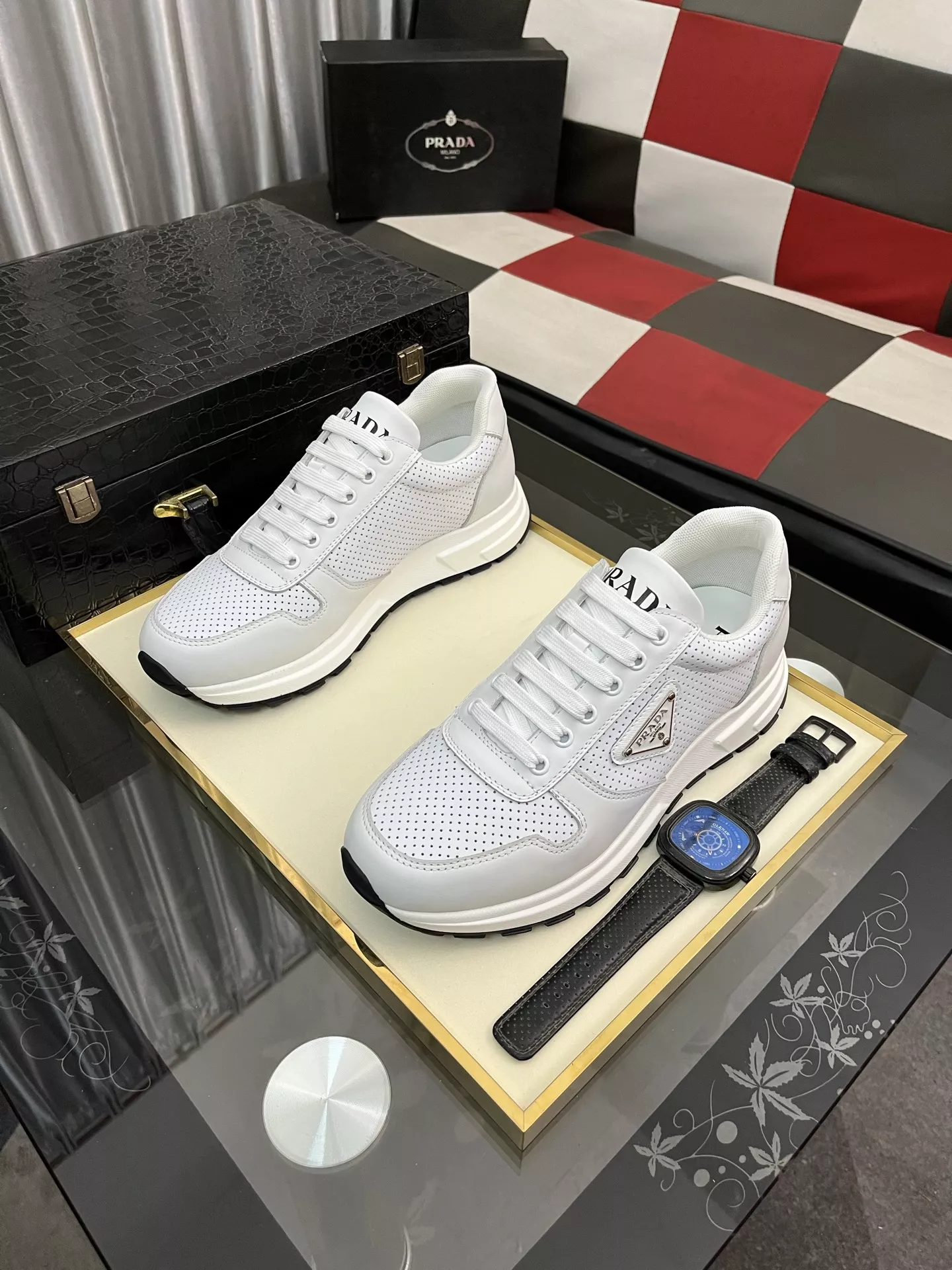 Prada Casual Shoes For Men Practical 4286