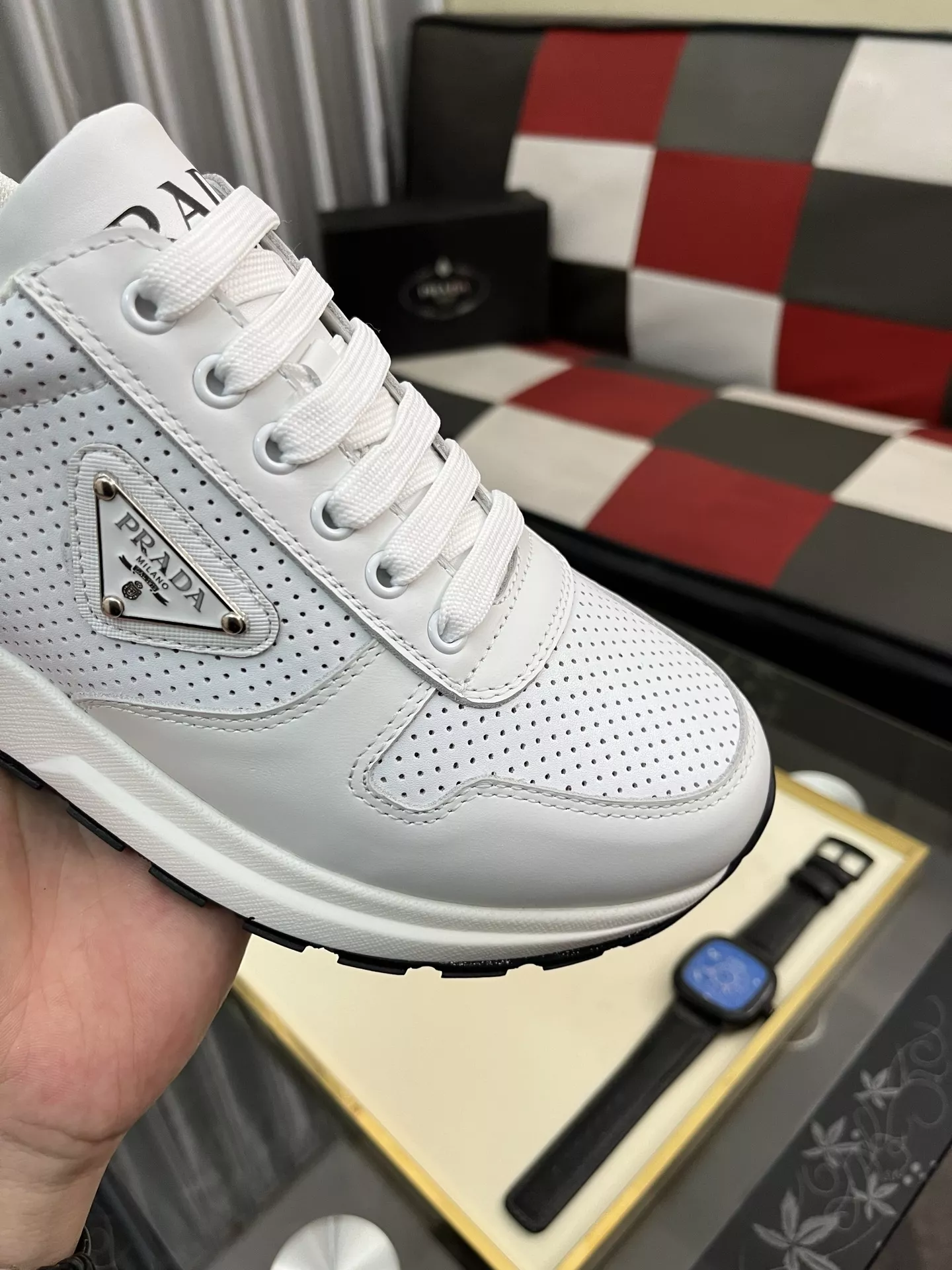 Prada Casual Shoes For Men Practical 4286