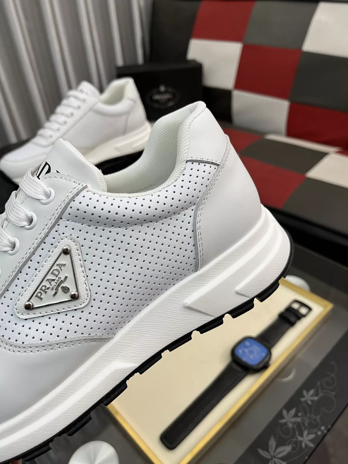 Prada Casual Shoes For Men Practical 4286