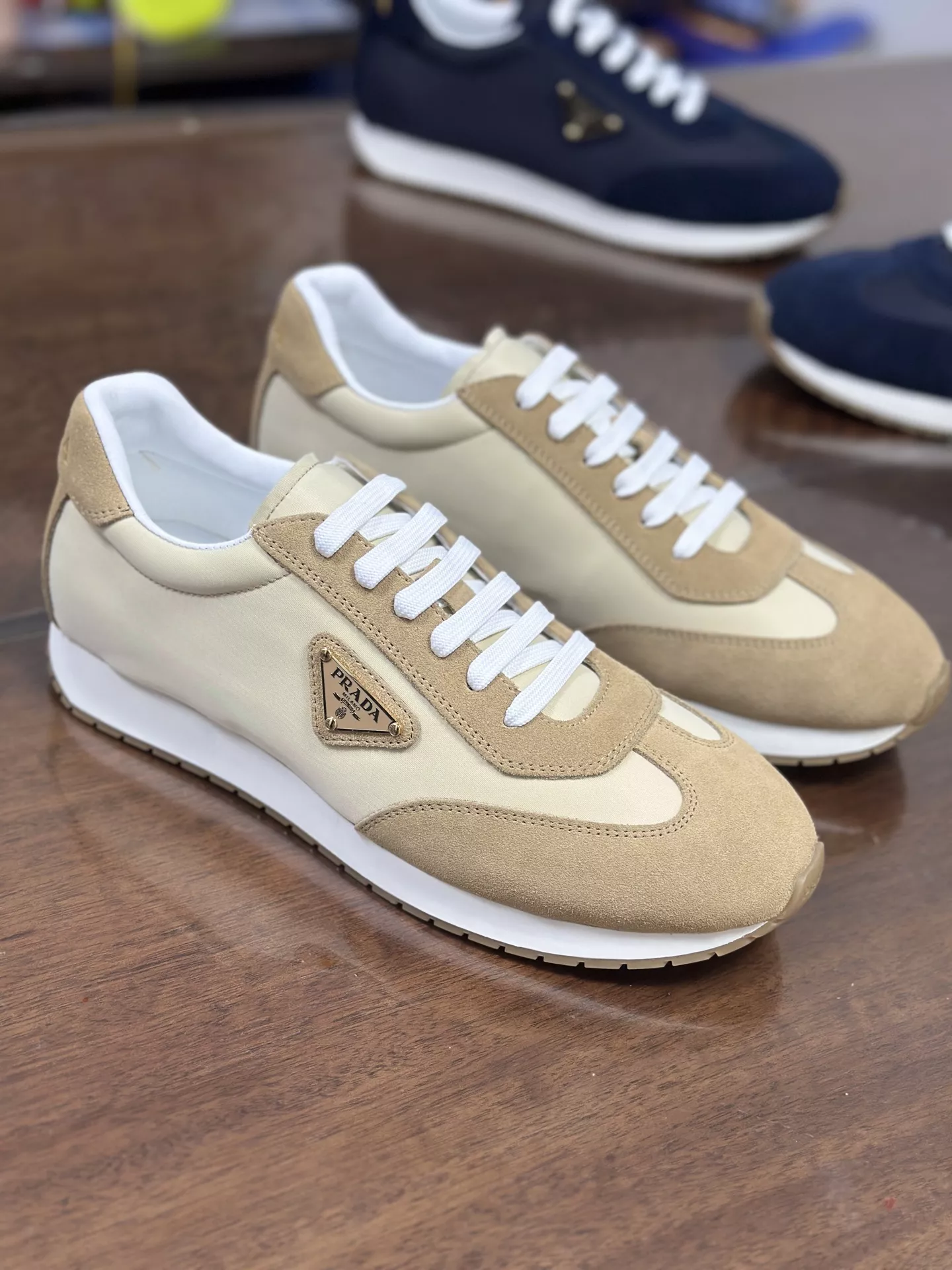 Prada Casual Shoes For Men Reliable 5704