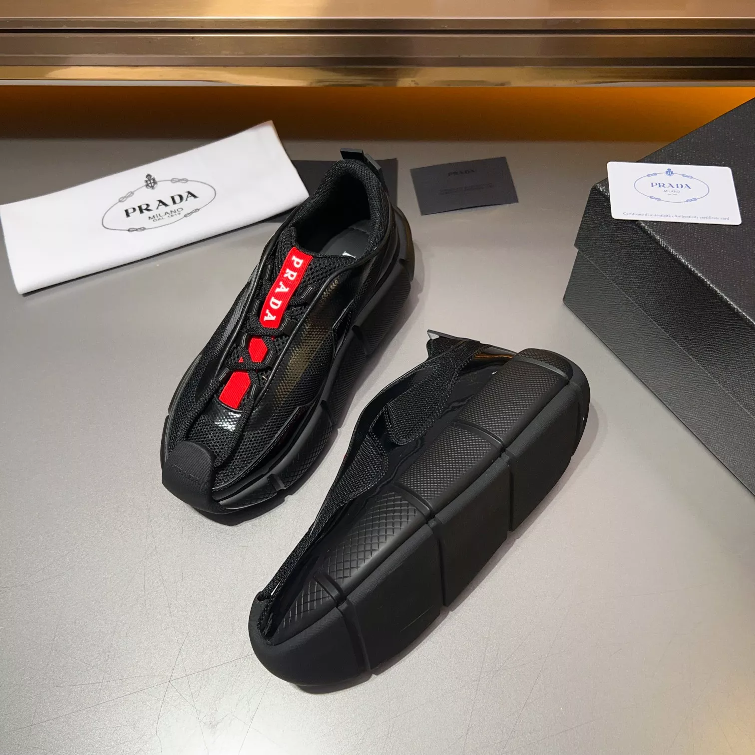 Prada Casual Shoes For Men Sleek 159
