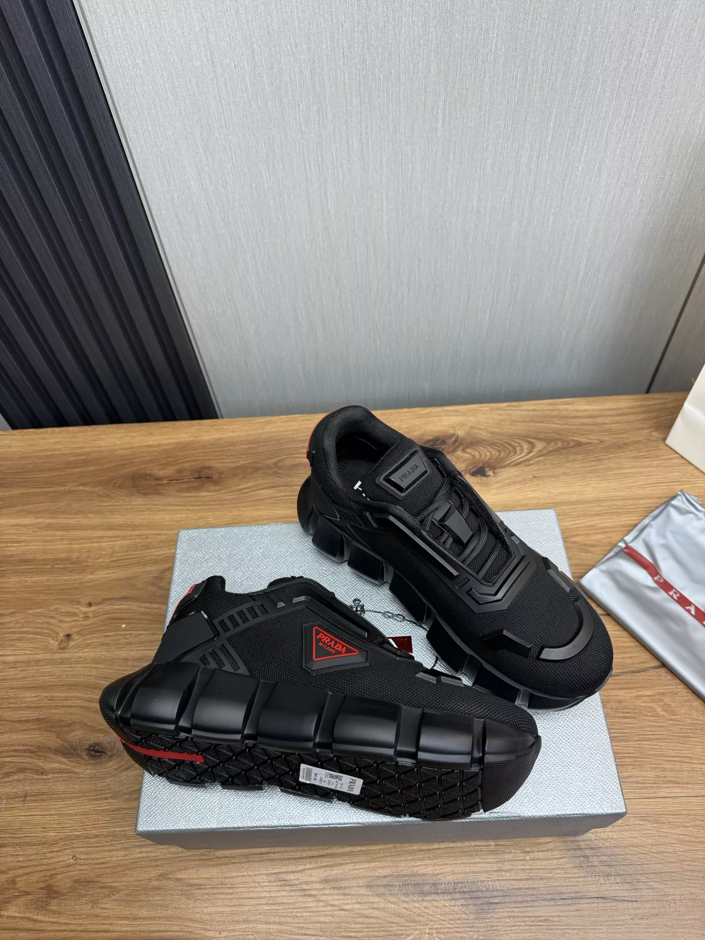 Prada Casual Shoes For Men Sophisticated 3935