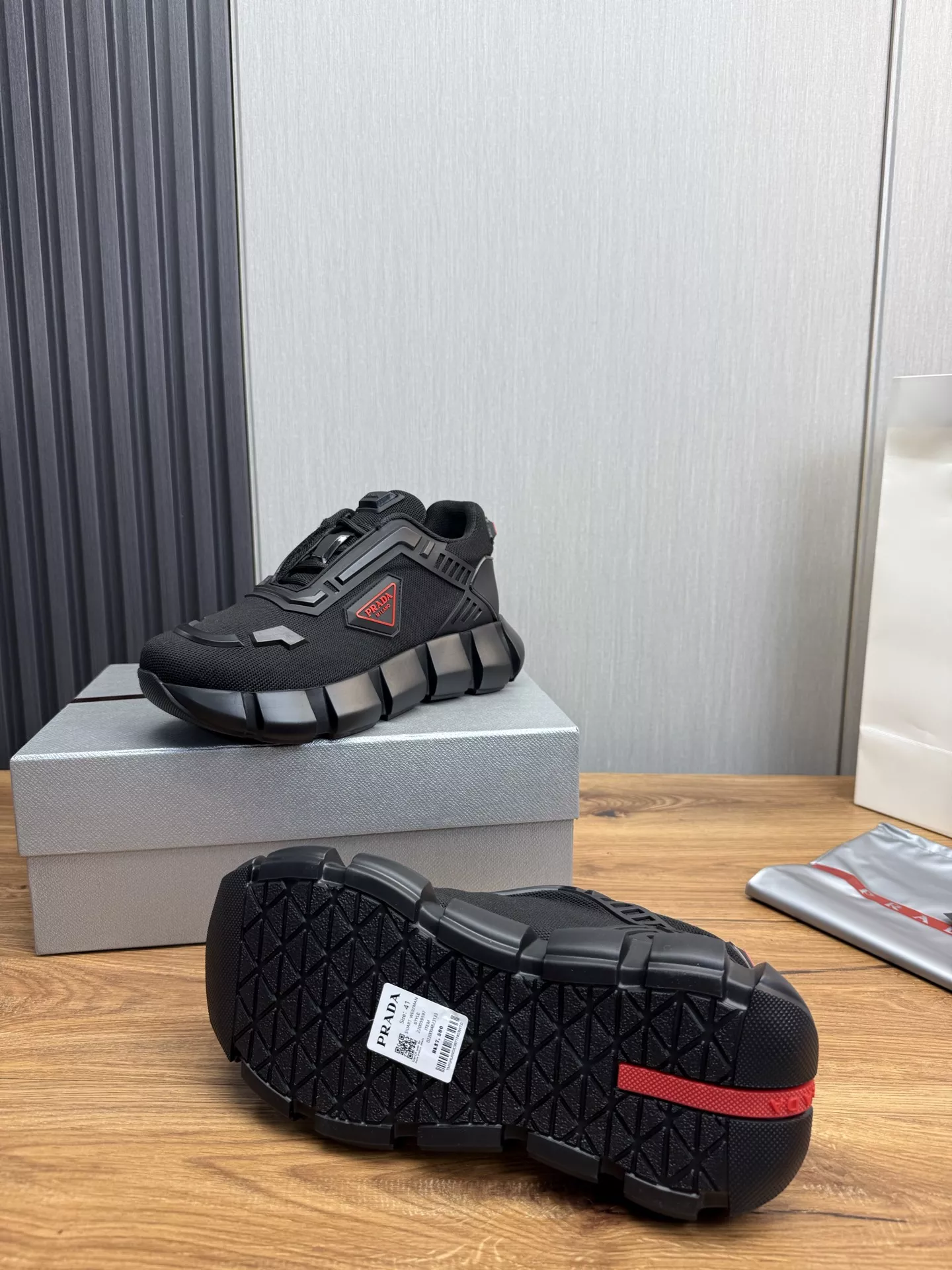 Prada Casual Shoes For Men Sophisticated 3935