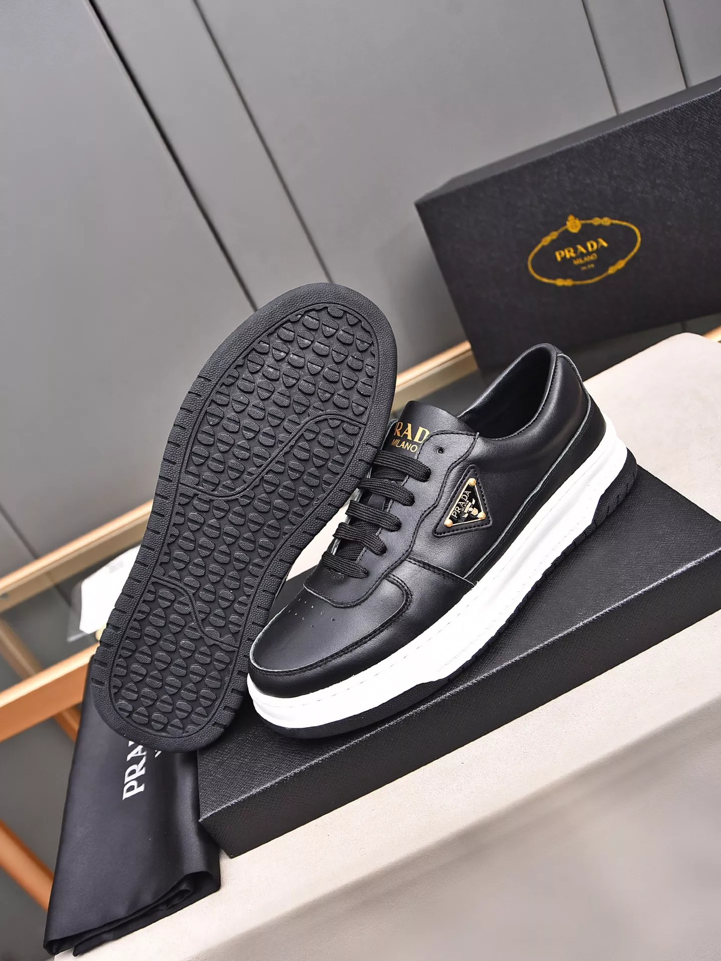 Prada Casual Shoes For Men SportInspired 3236