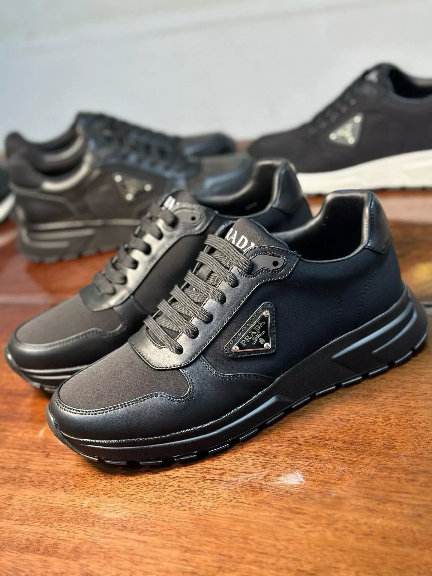 Prada Casual Shoes For Men Trendsetting 2473