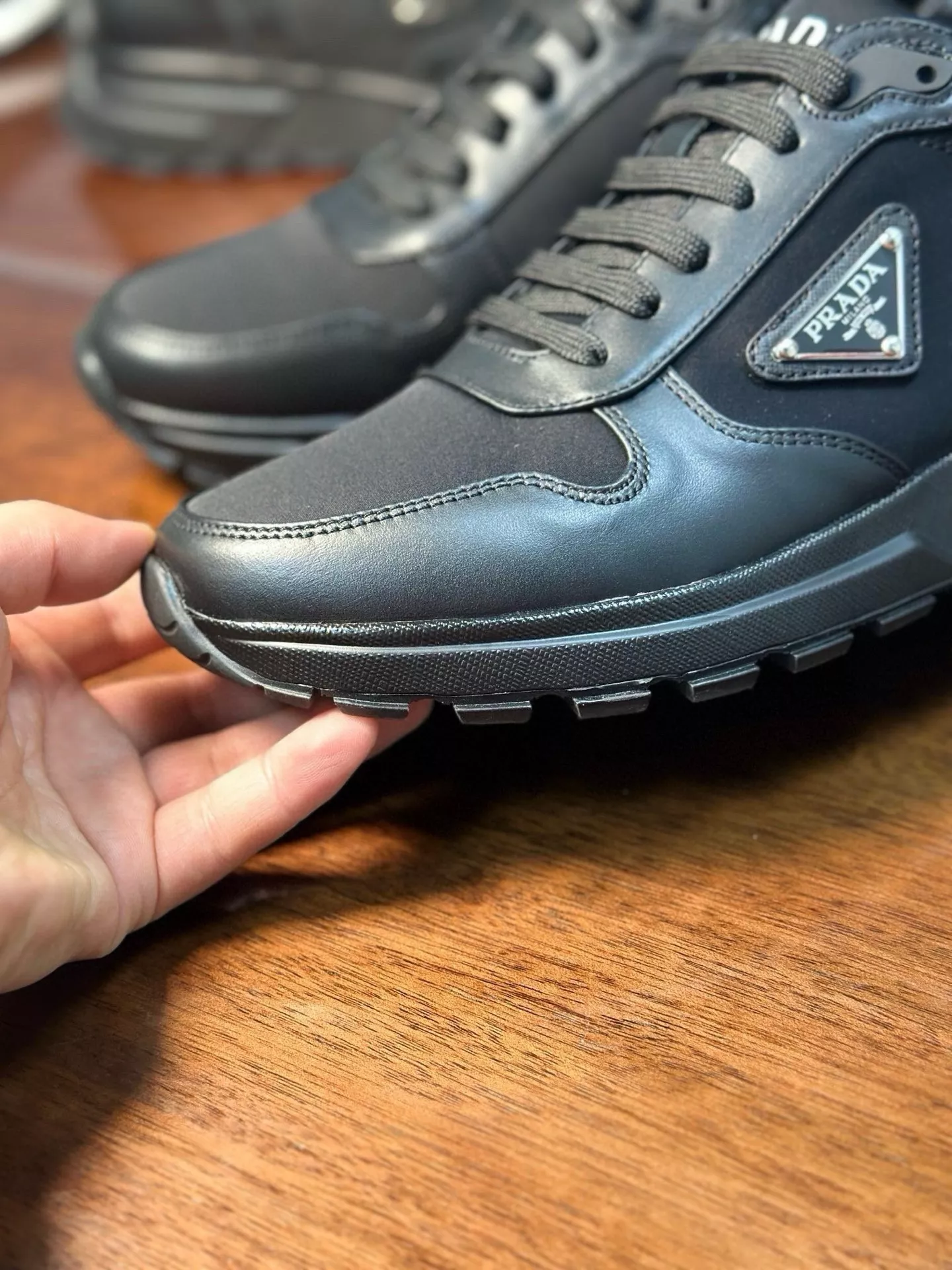 Prada Casual Shoes For Men Trendsetting 2473