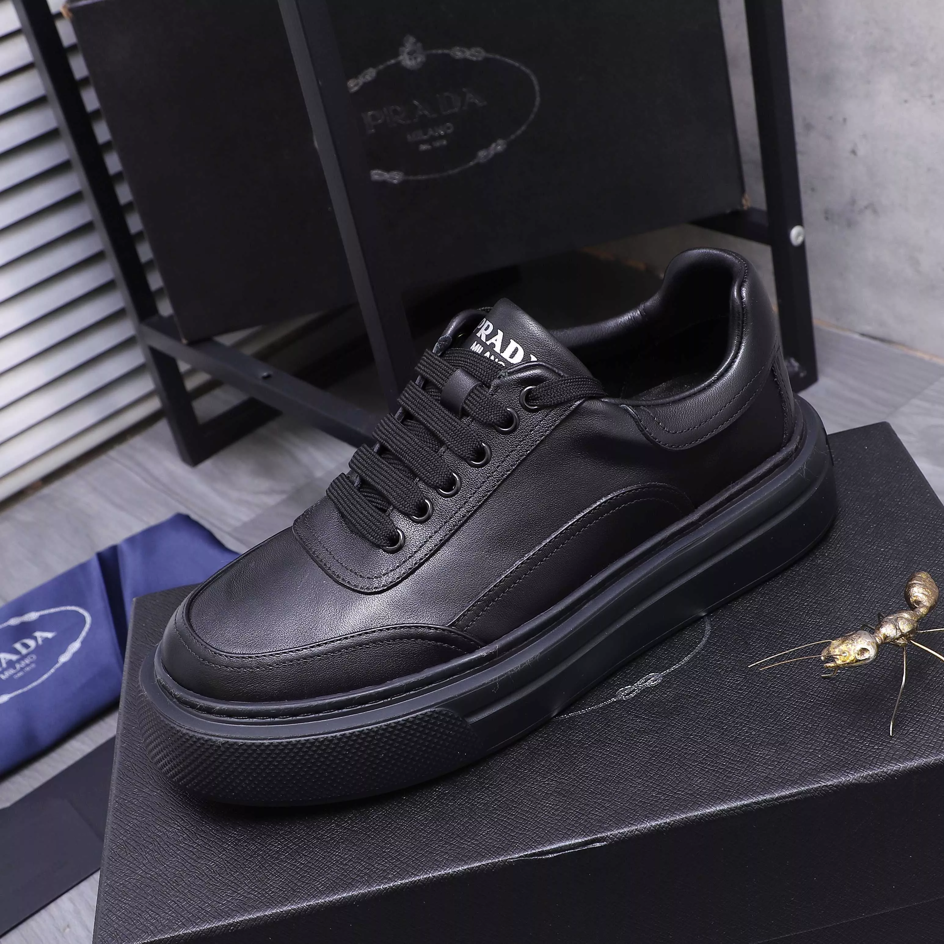 Prada Casual Shoes For Men Trendsetting 3746