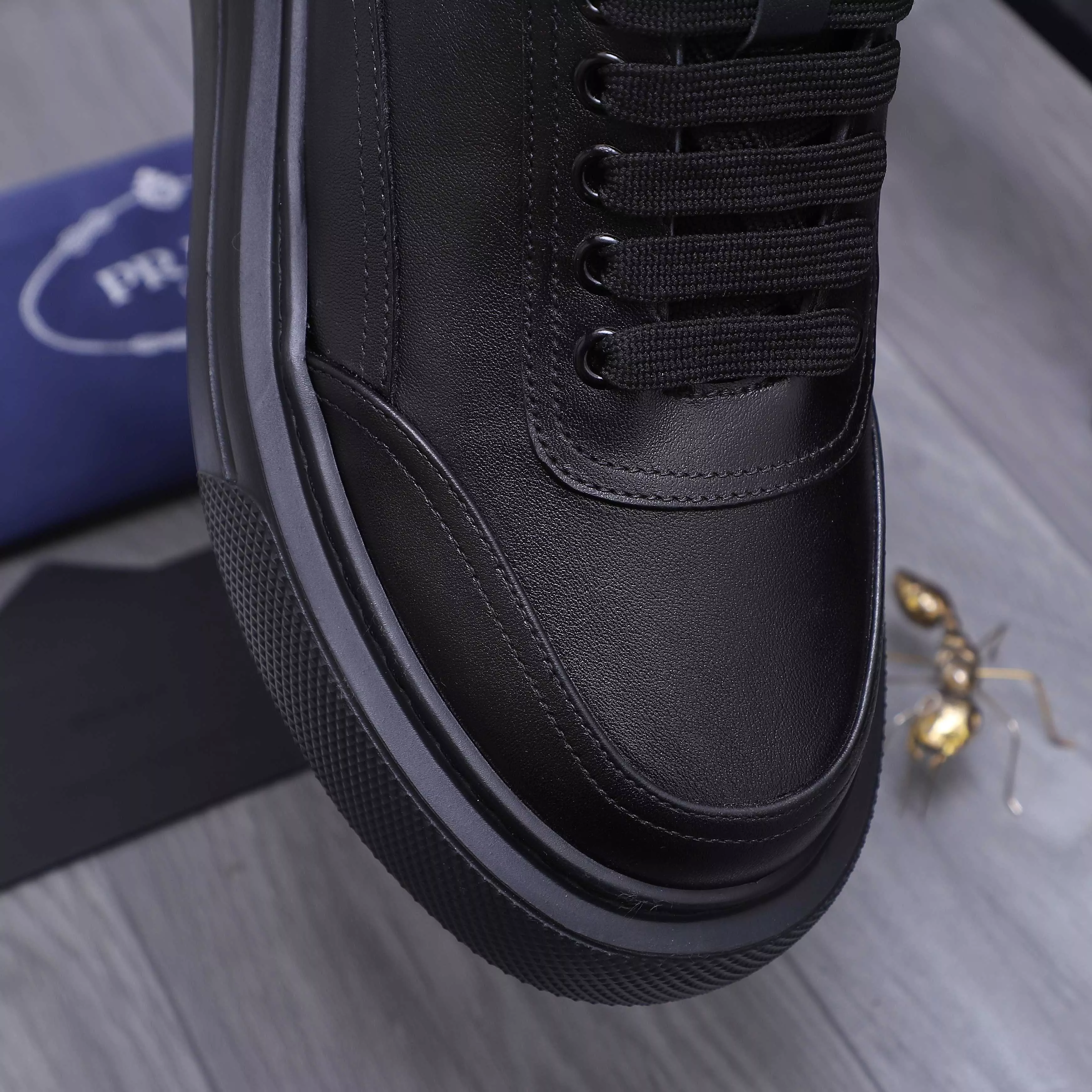 Prada Casual Shoes For Men Trendsetting 3746