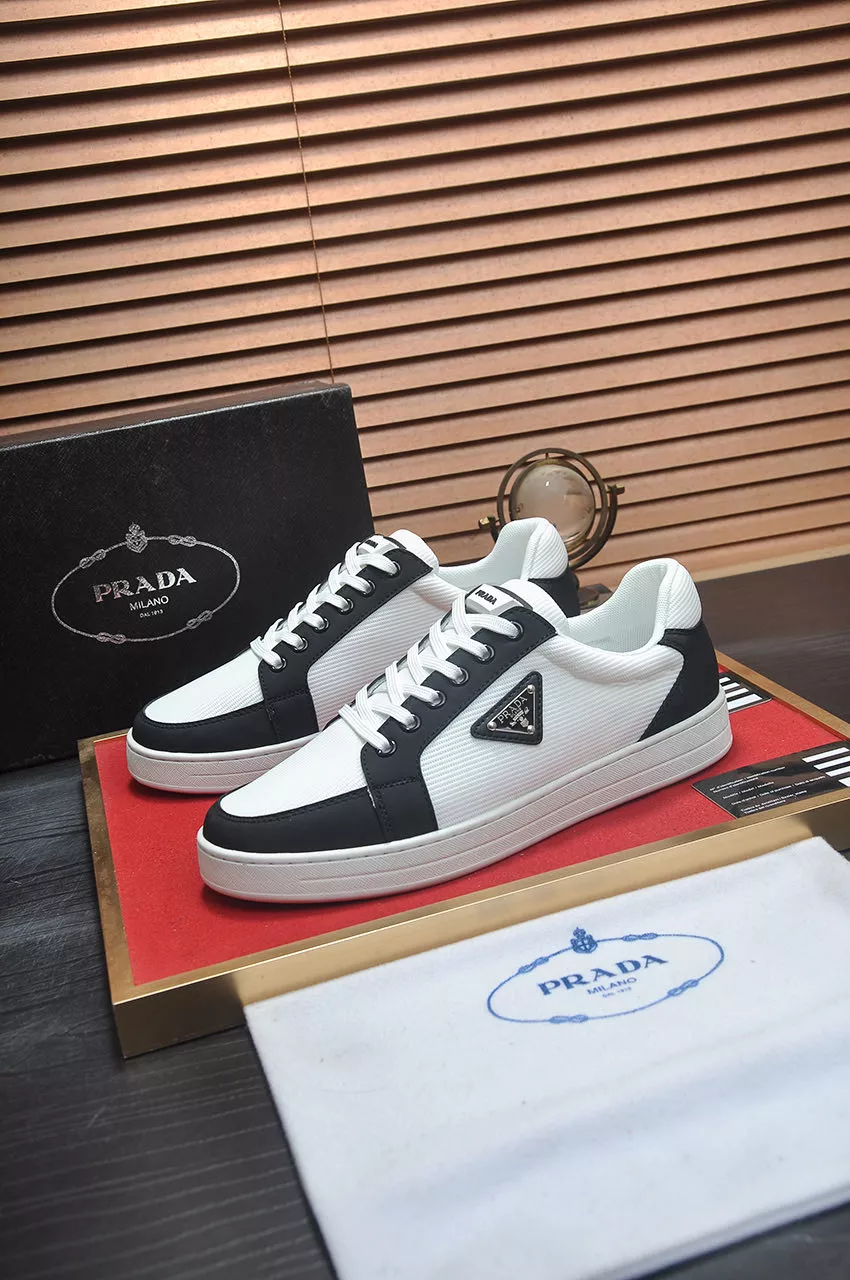 Prada Casual Shoes For Men Trendsetting 5562