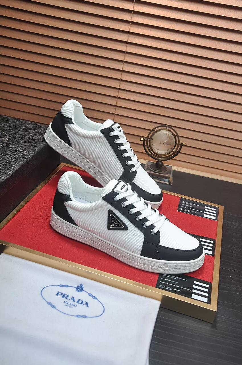 Prada Casual Shoes For Men Trendsetting 5562