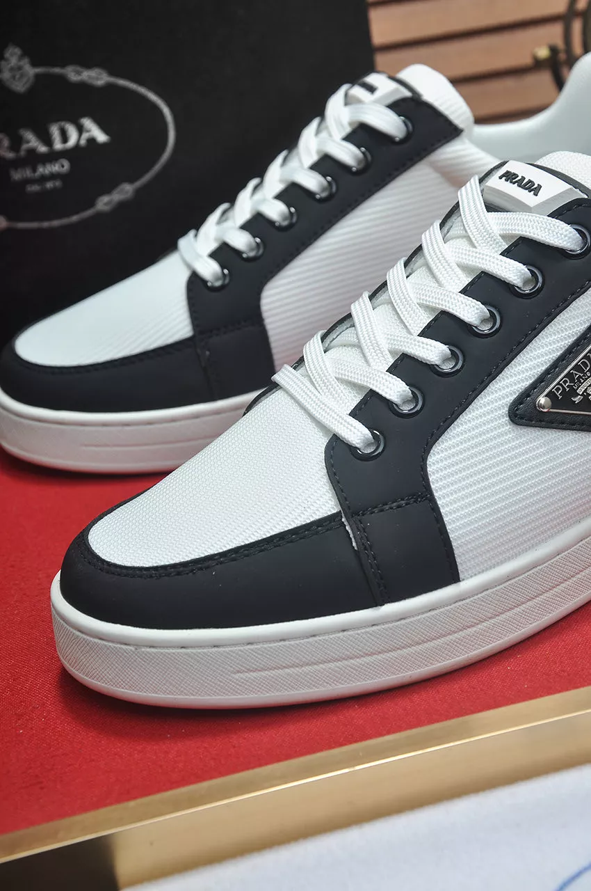 Prada Casual Shoes For Men Trendsetting 5562