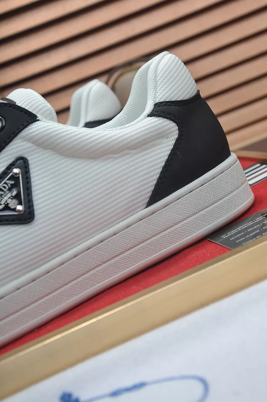 Prada Casual Shoes For Men Trendsetting 5562