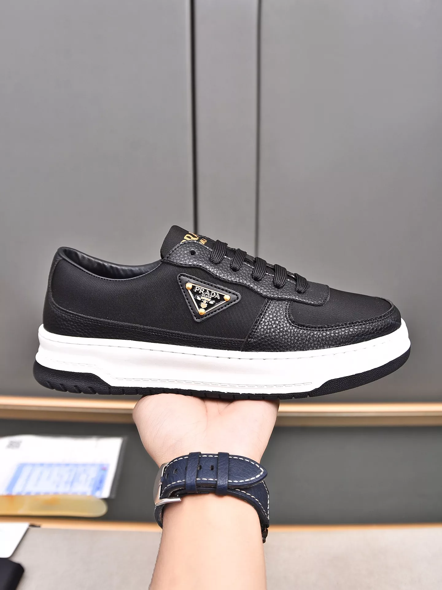 Prada Casual Shoes For Men Trendsetting 6520