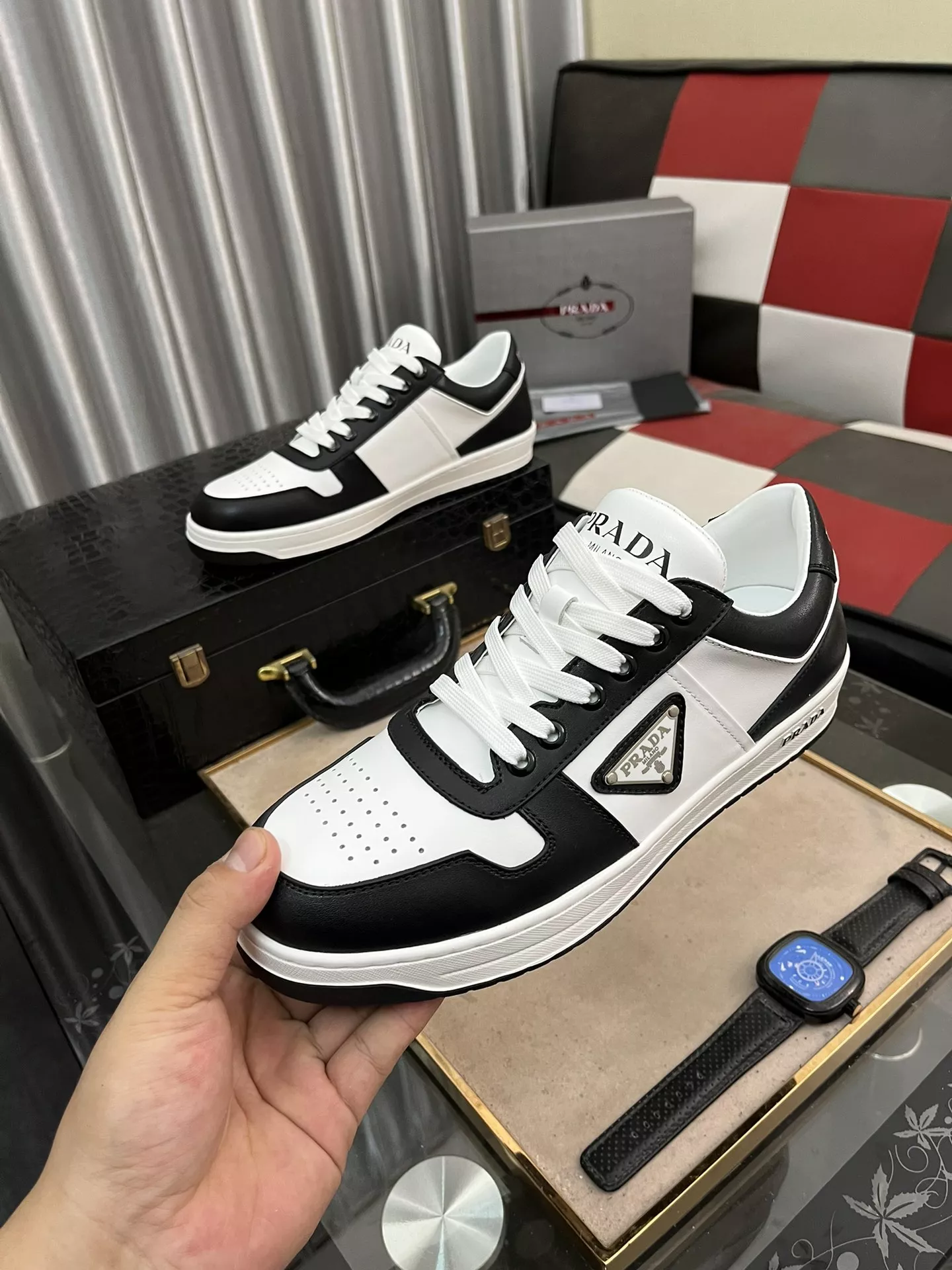 Prada Casual Shoes For Men Trendy 2582
