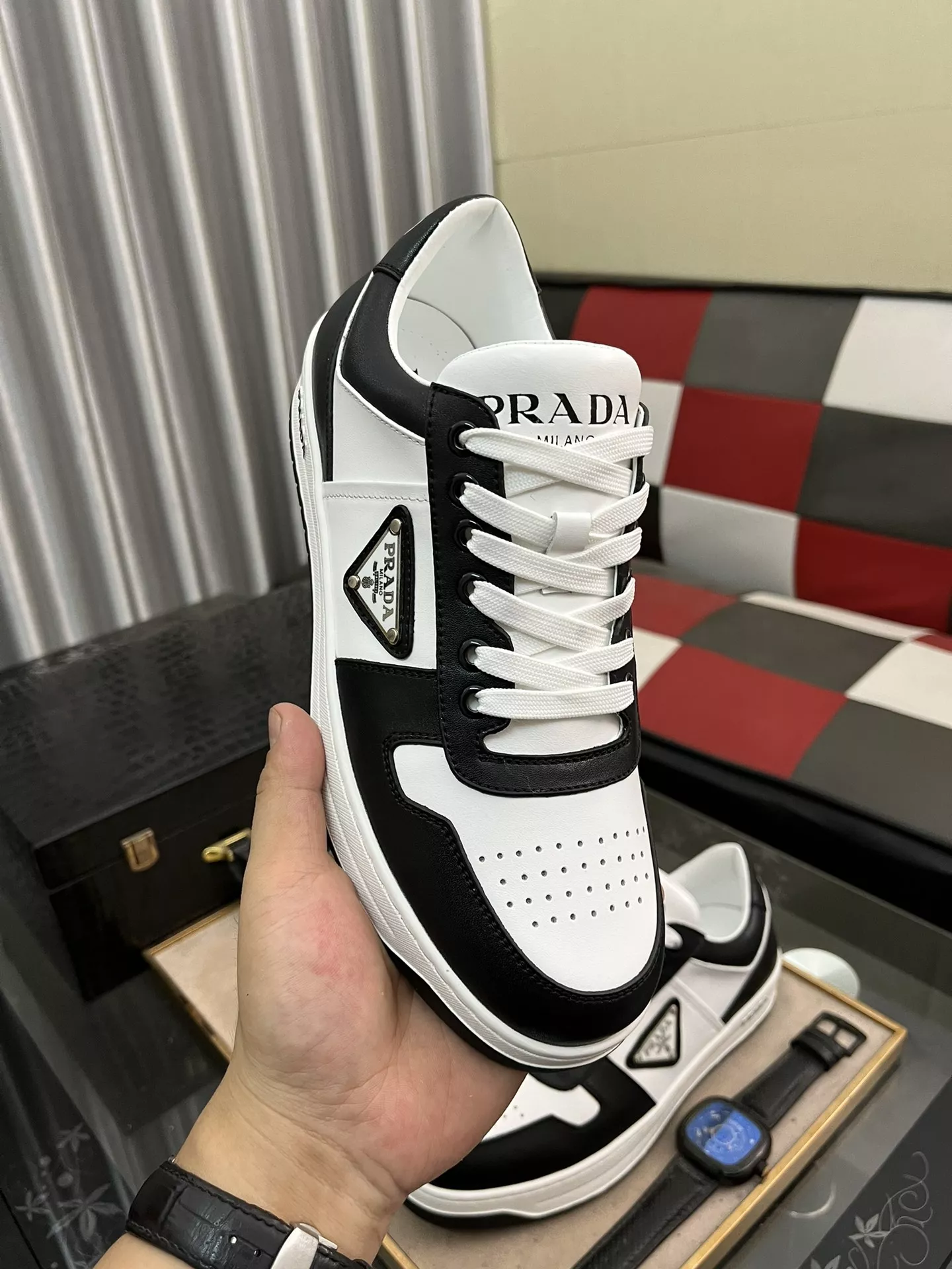 Prada Casual Shoes For Men Trendy 2582