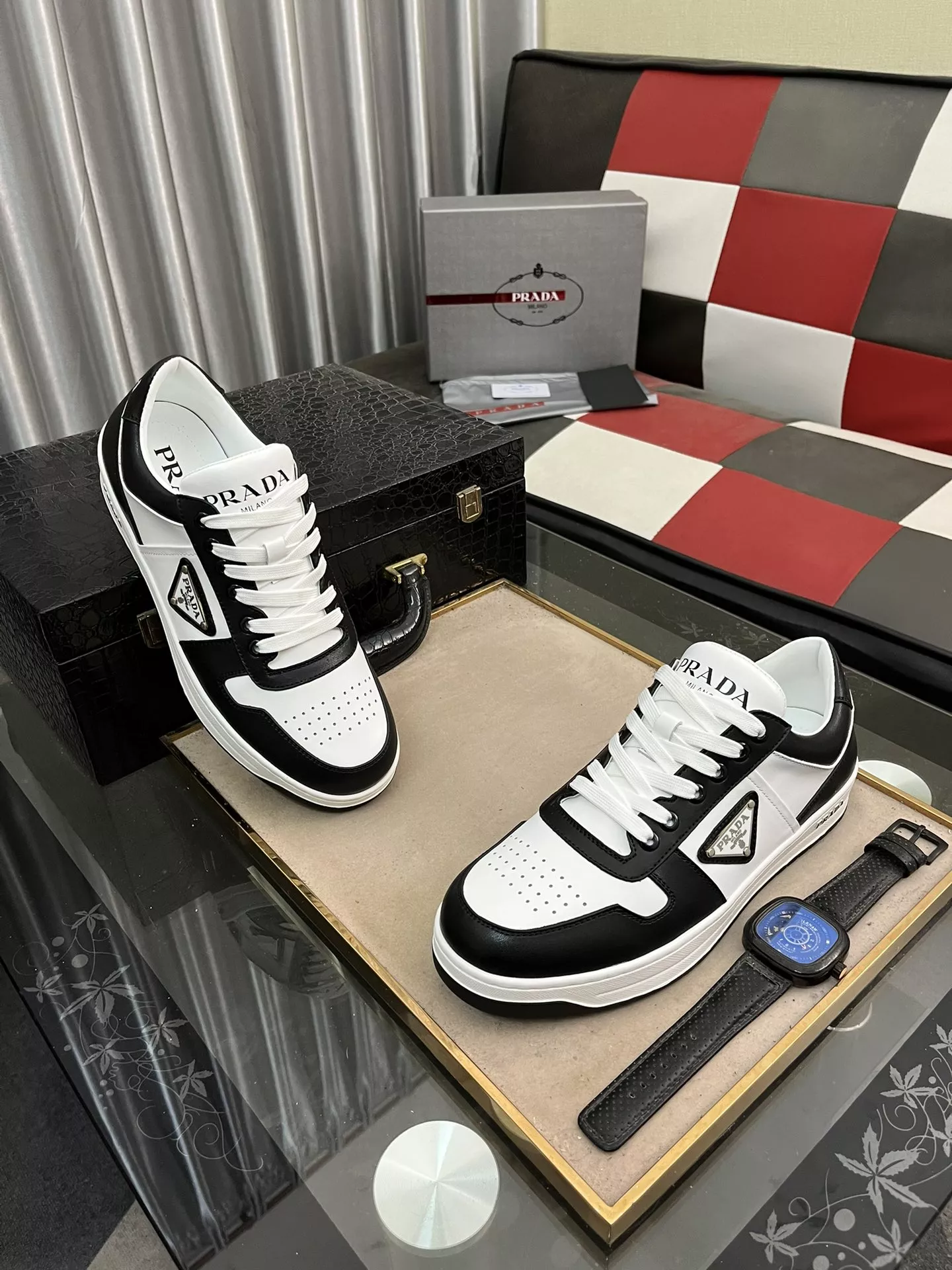 Prada Casual Shoes For Men Trendy 2582