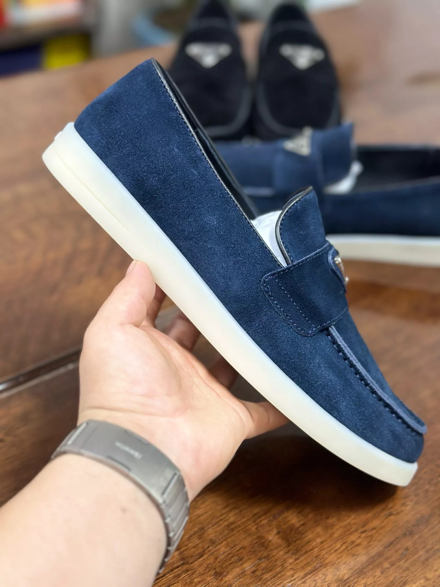 Prada Casual Shoes For Men Trendy 7821