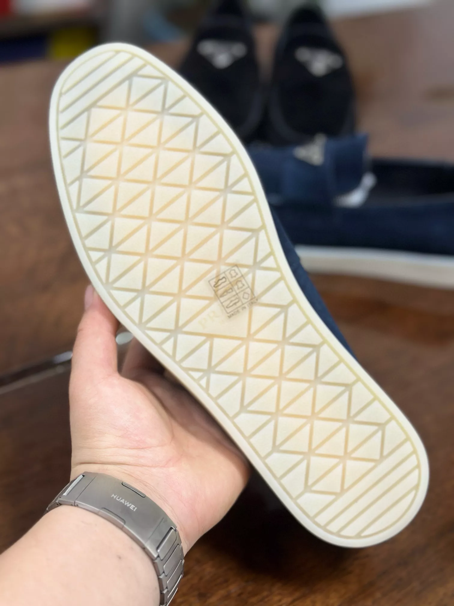 Prada Casual Shoes For Men Trendy 7821