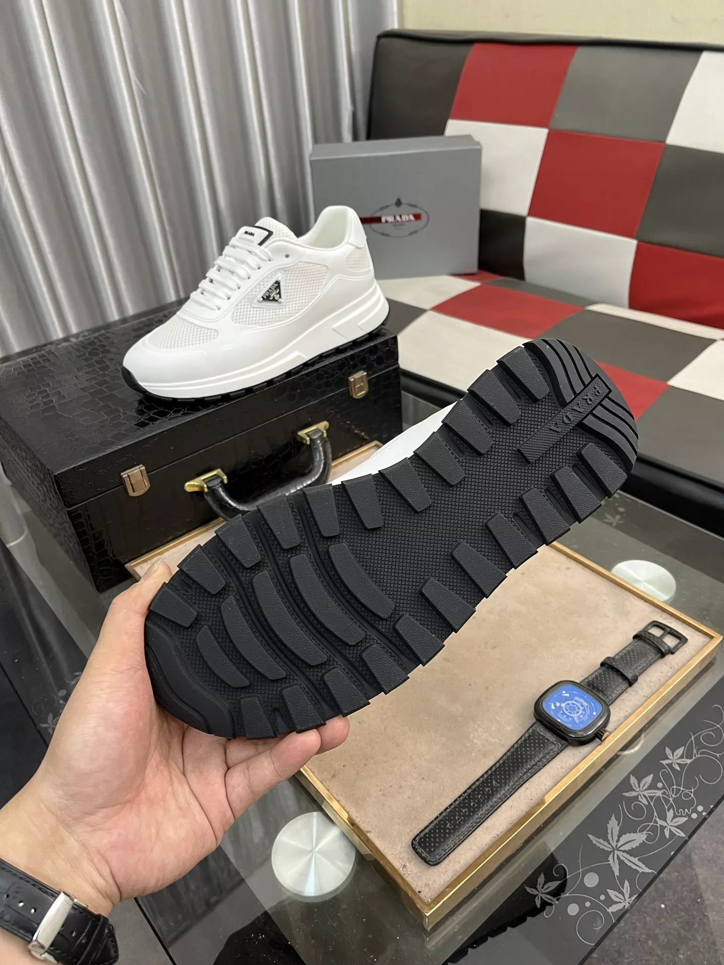 Prada Casual Shoes For Men Trendy 9100