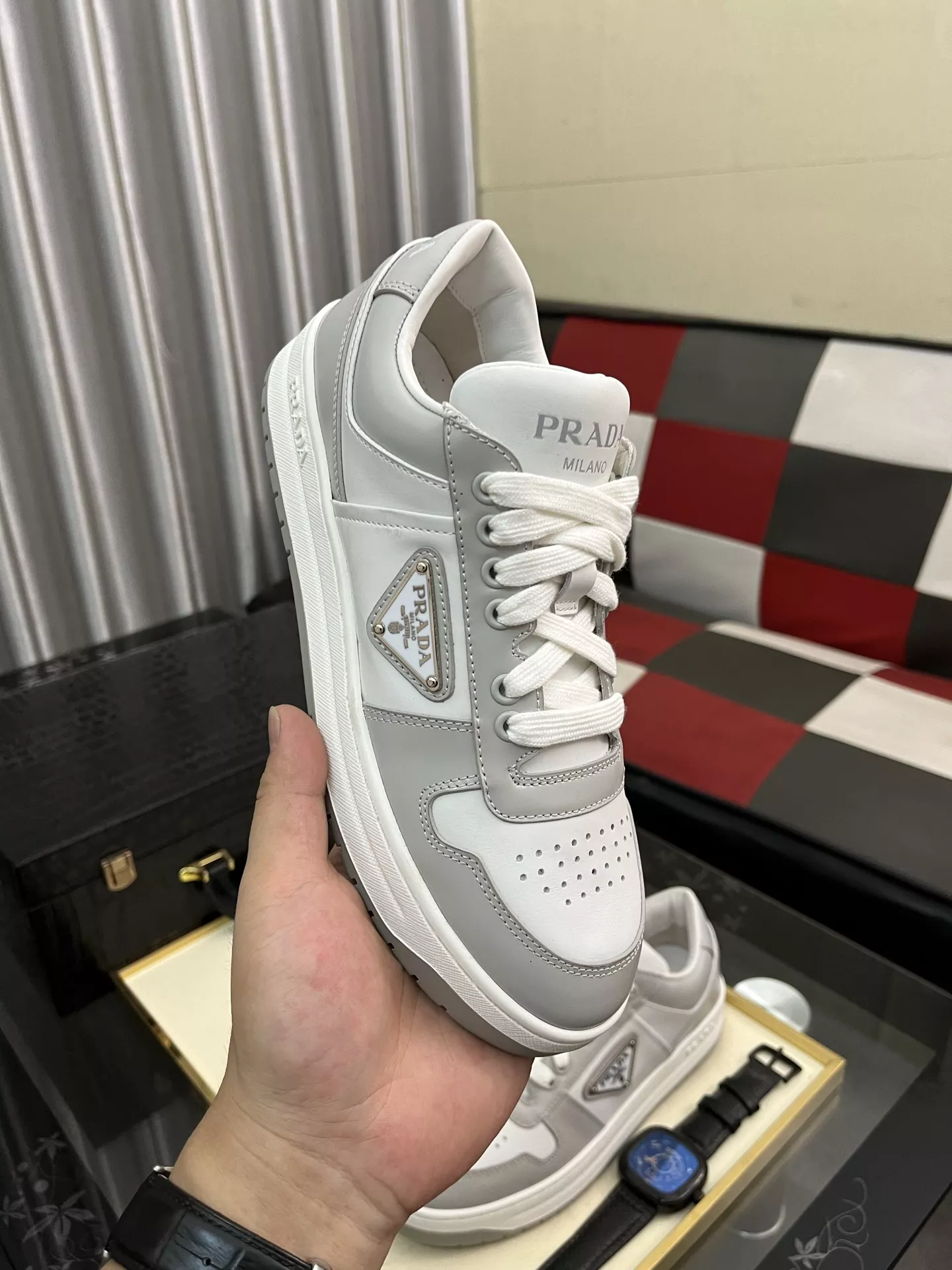Prada Casual Shoes For Men UrbanStyle 3355