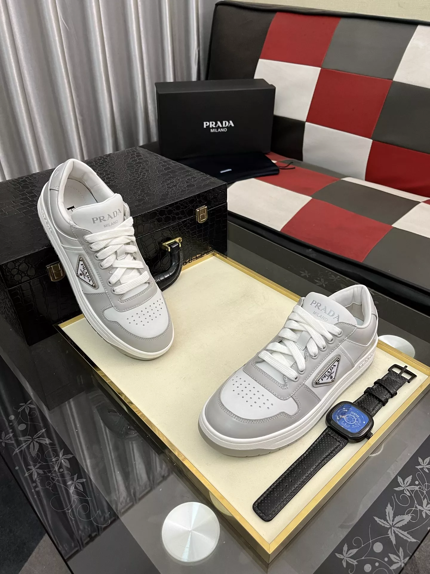 Prada Casual Shoes For Men UrbanStyle 3355