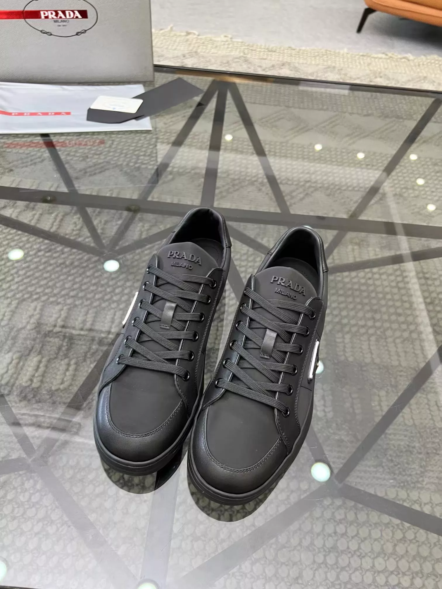 Prada Casual Shoes For Men Vibrant 9426