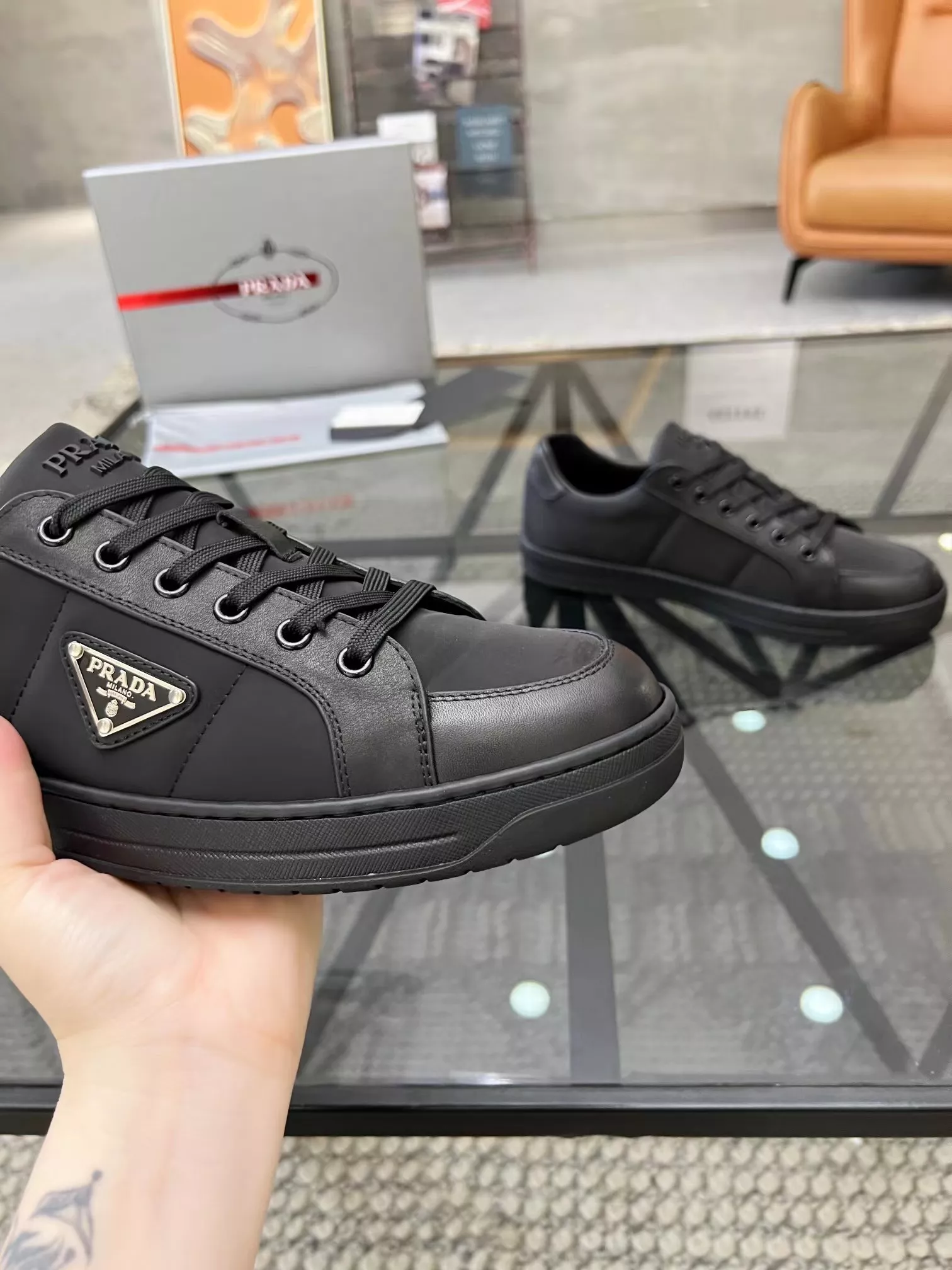 Prada Casual Shoes For Men Vibrant 9426