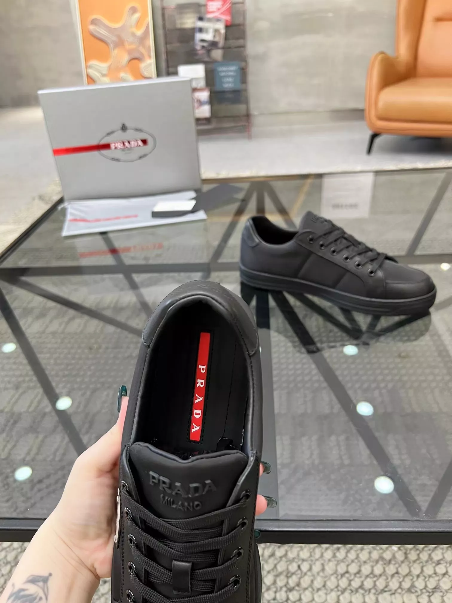 Prada Casual Shoes For Men Vibrant 9426