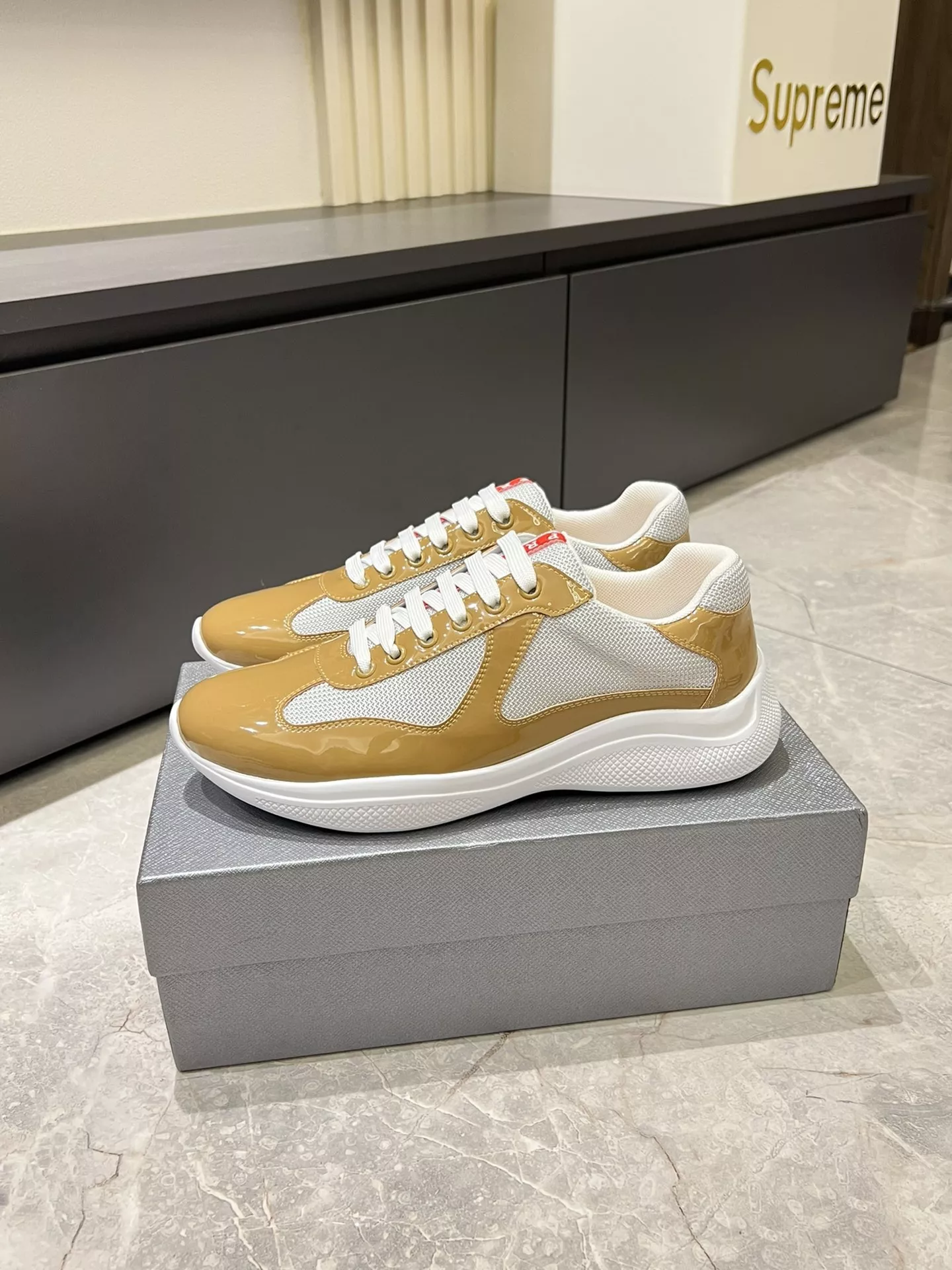 Prada Casual Shoes For Women Durable 2338