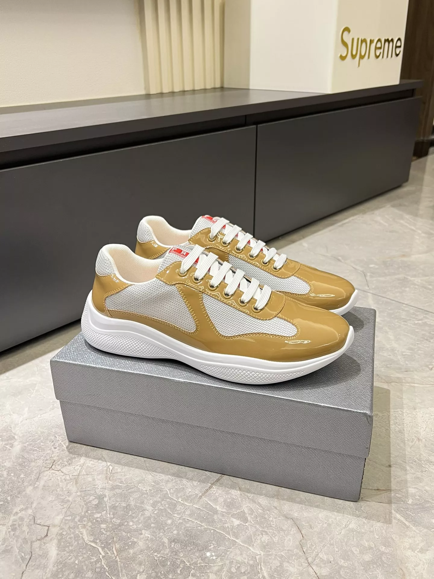 Prada Casual Shoes For Women Durable 2338