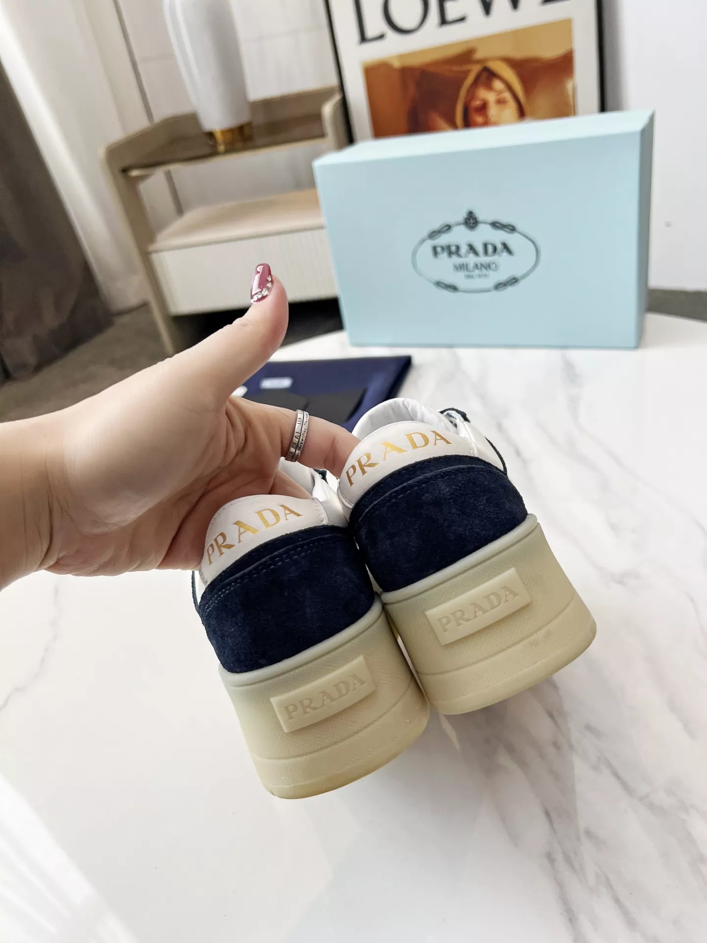 Prada Casual Shoes For Women Durable 7113