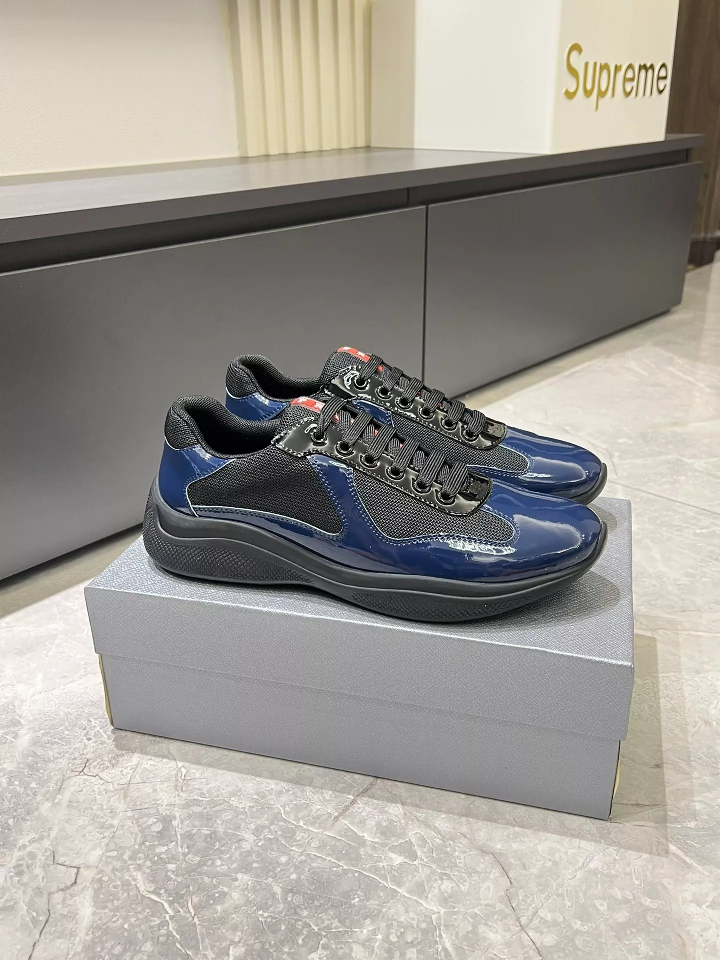 Prada Casual Shoes For Women Elegant 1111