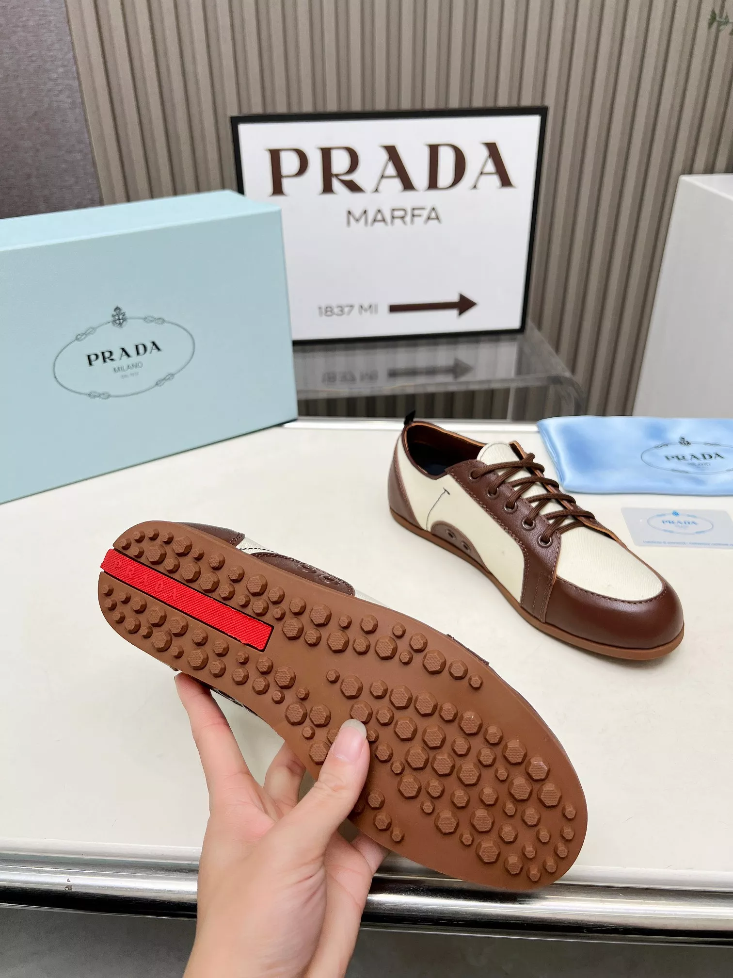 Prada Casual Shoes For Women EyeCatching 4751