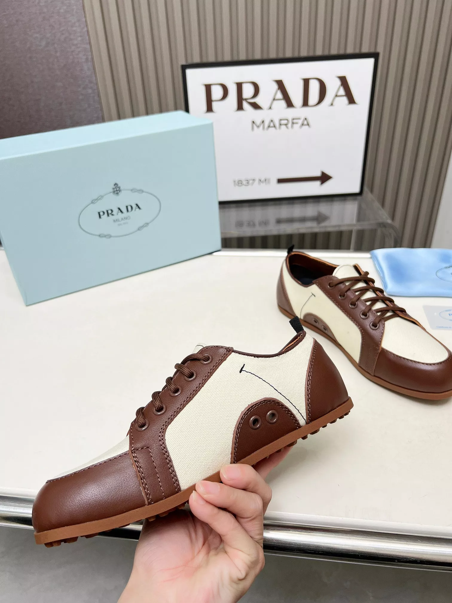 Prada Casual Shoes For Women EyeCatching 4751