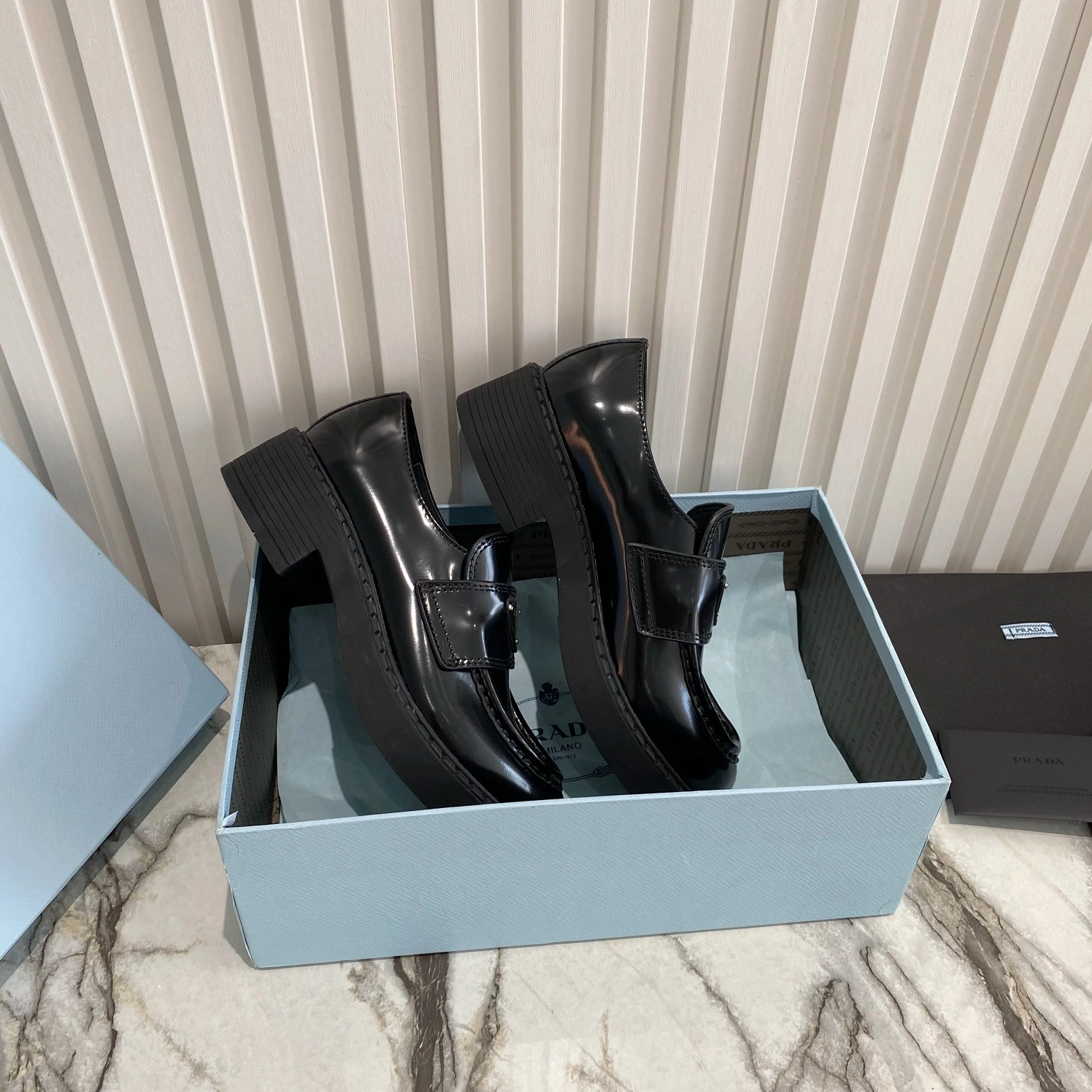Prada Casual Shoes For Women Sophisticated 8117