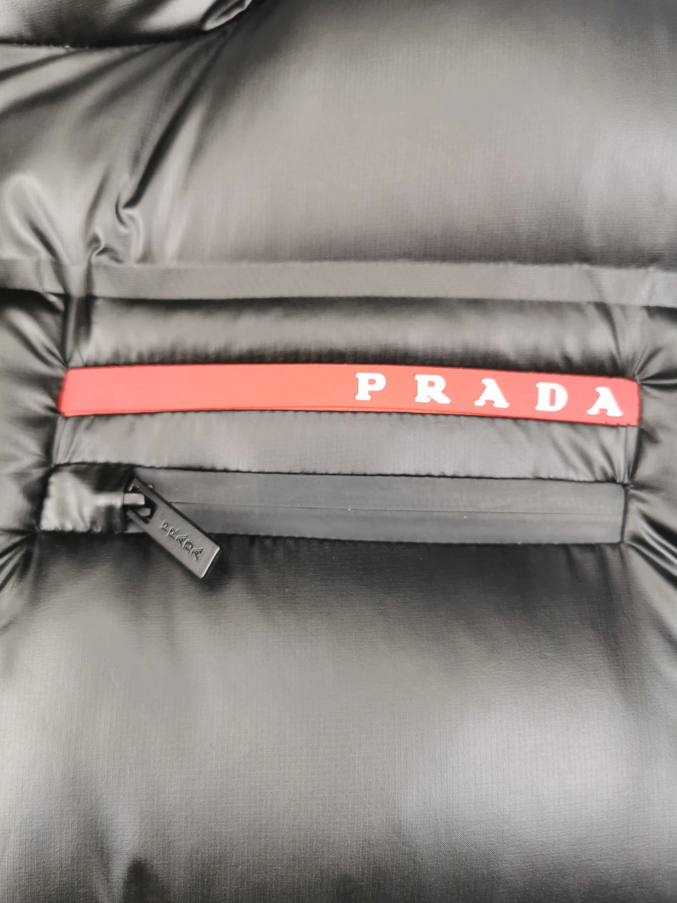 Prada Down Feather Coat Sleeveless For Unisex Minimalist 5723