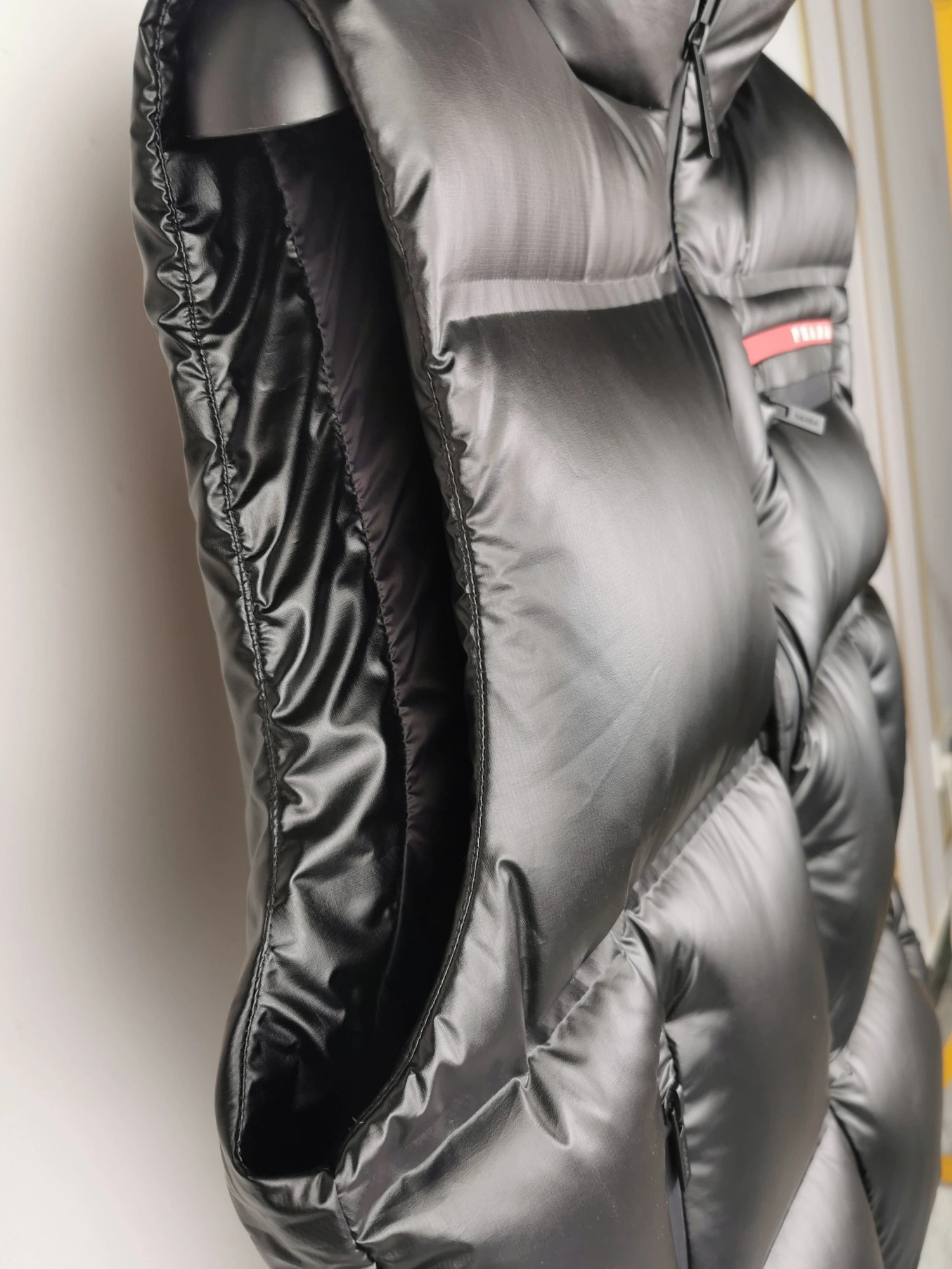 Prada Down Feather Coat Sleeveless For Unisex Minimalist 5723