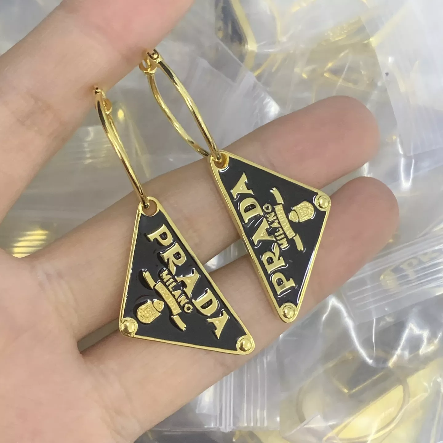 Prada Earrings For Women Durable 9461