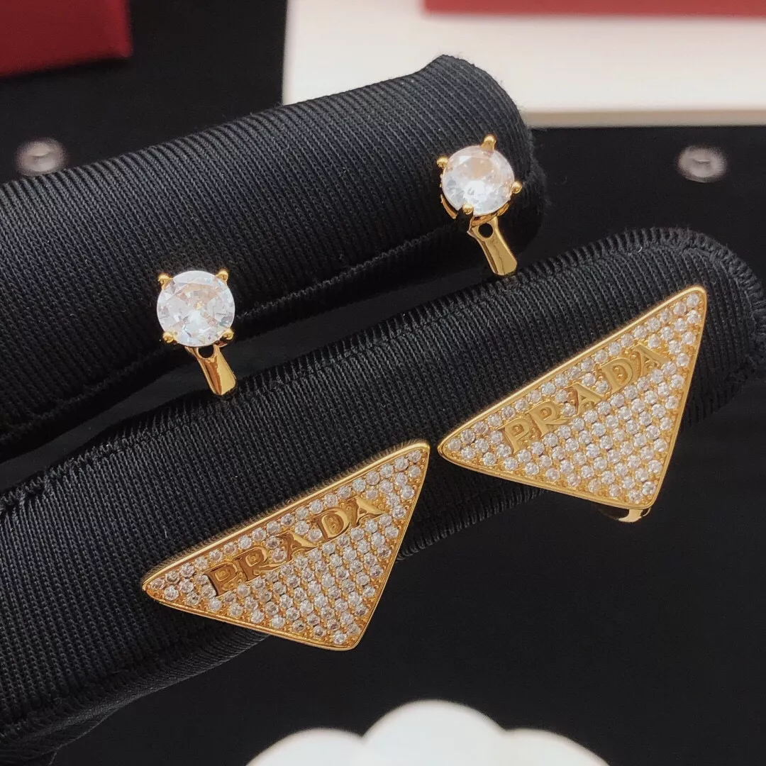 Prada Earrings For Women EyeCatching 8698