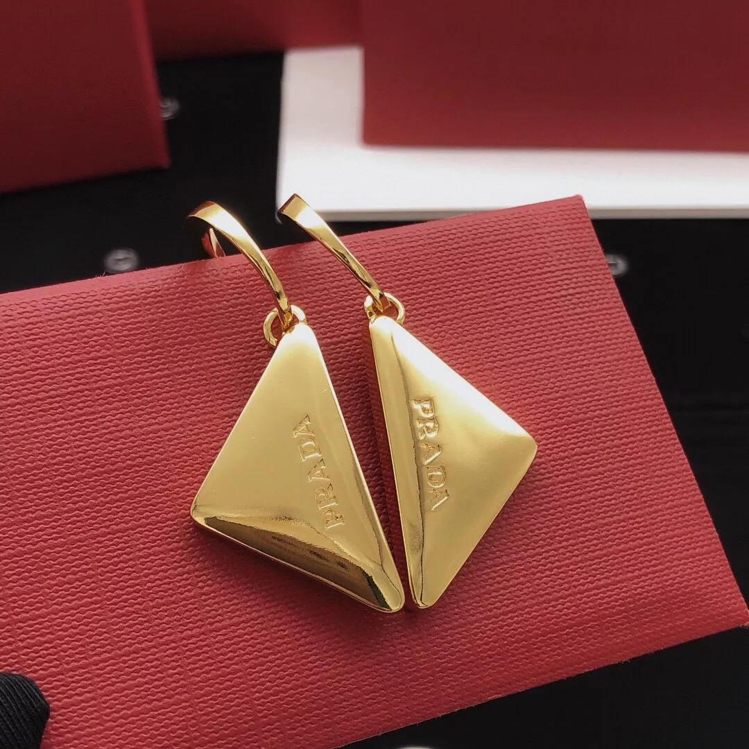 Prada Earrings For Women Flexible 4510