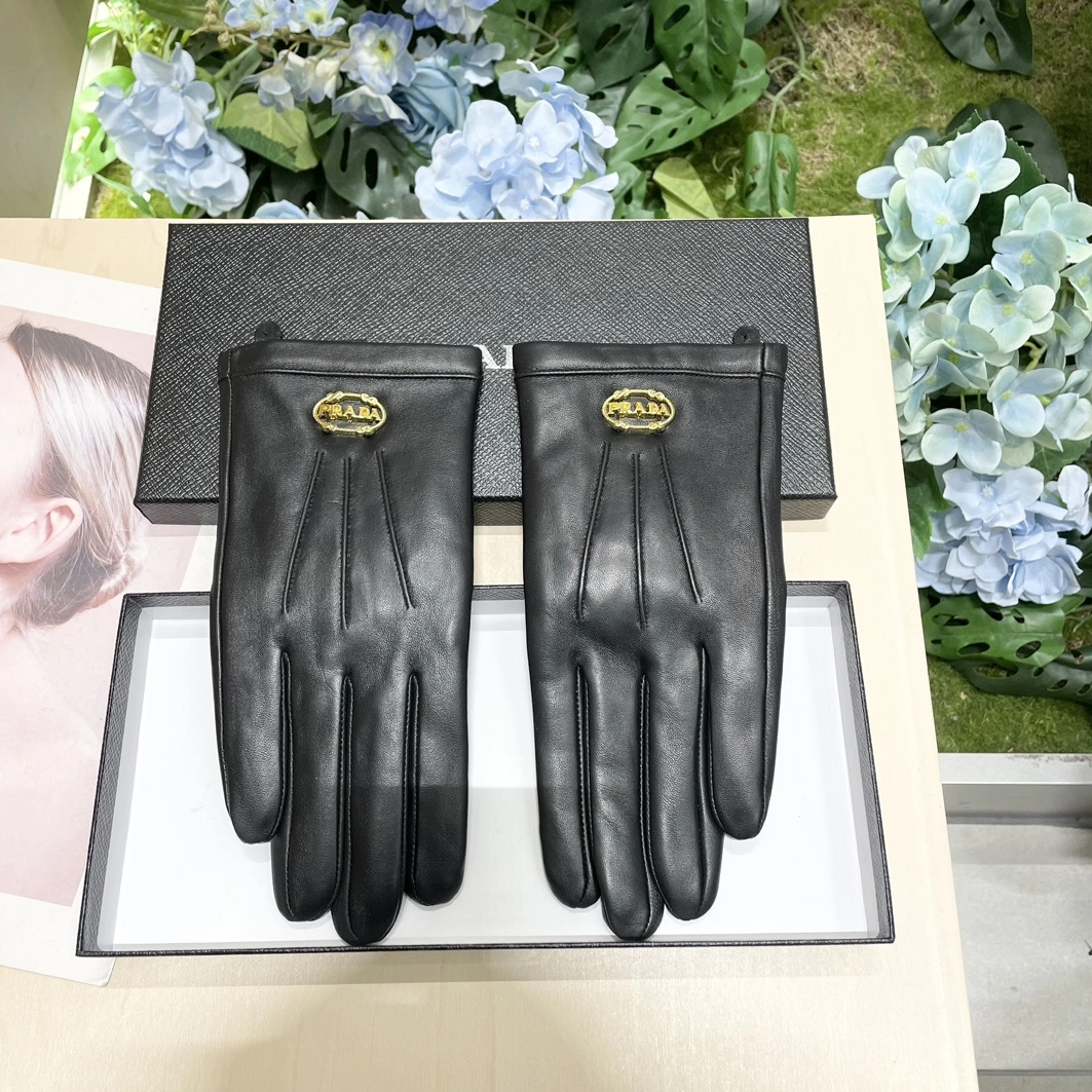 Prada Gloves For Women Bold 1818