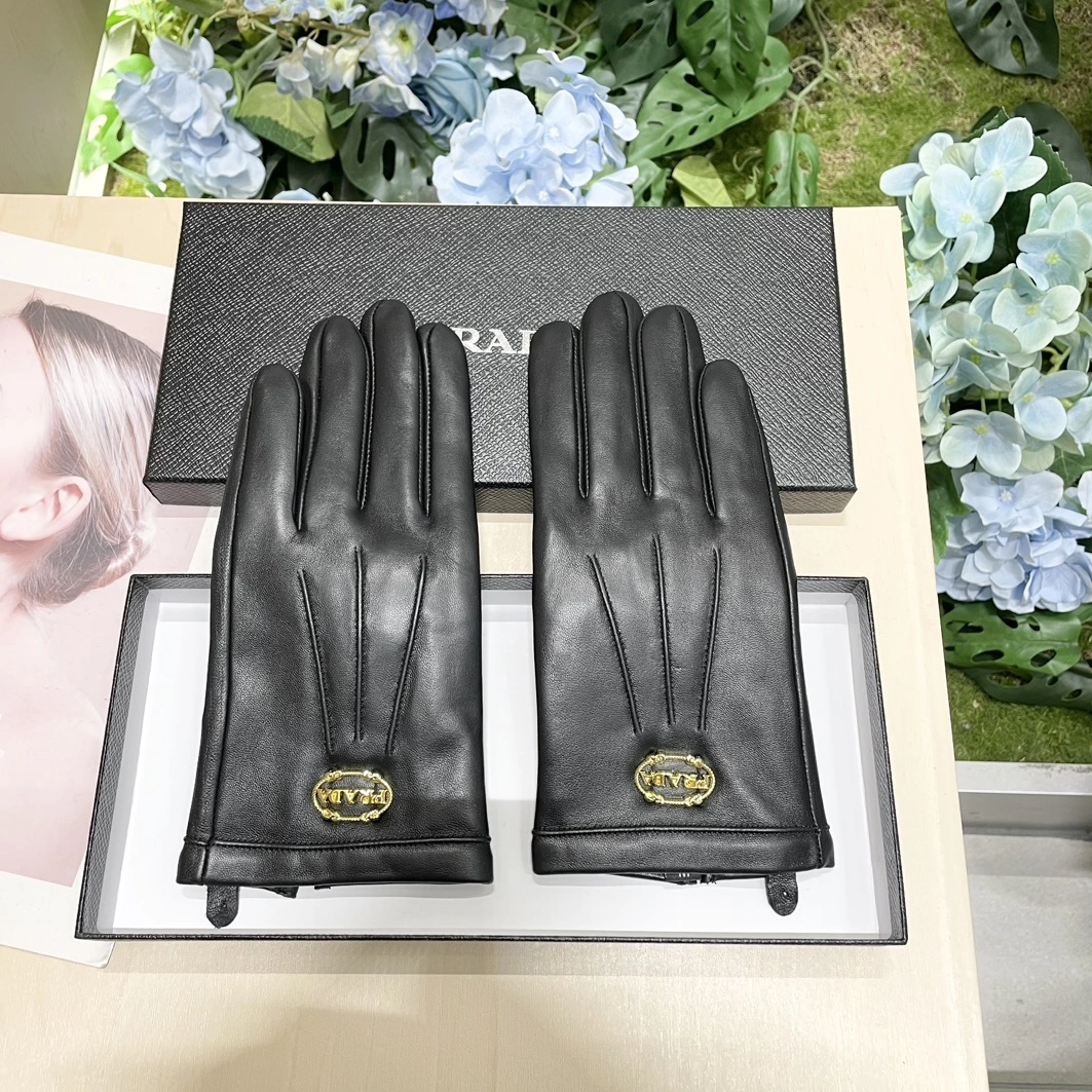 Prada Gloves For Women Bold 1818