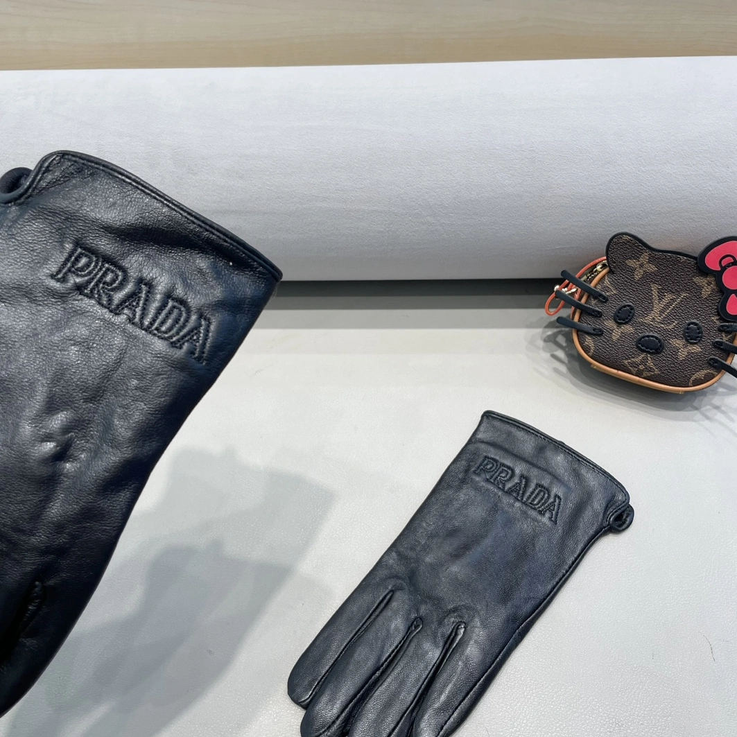 Prada Gloves For Women Comfortable 7098