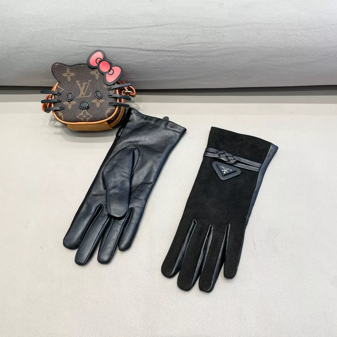 Prada Gloves For Women DailyWear 8070
