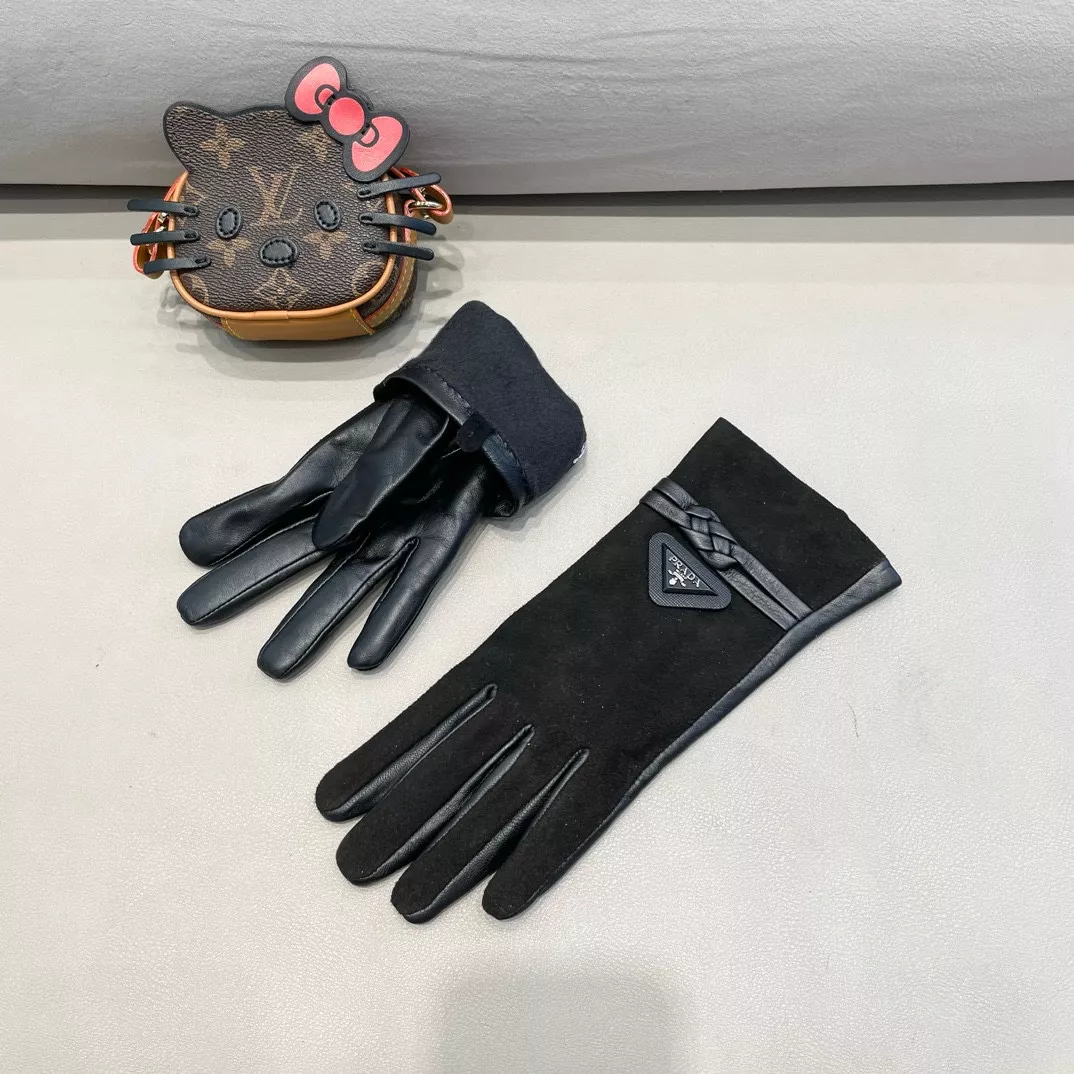 Prada Gloves For Women DailyWear 8070