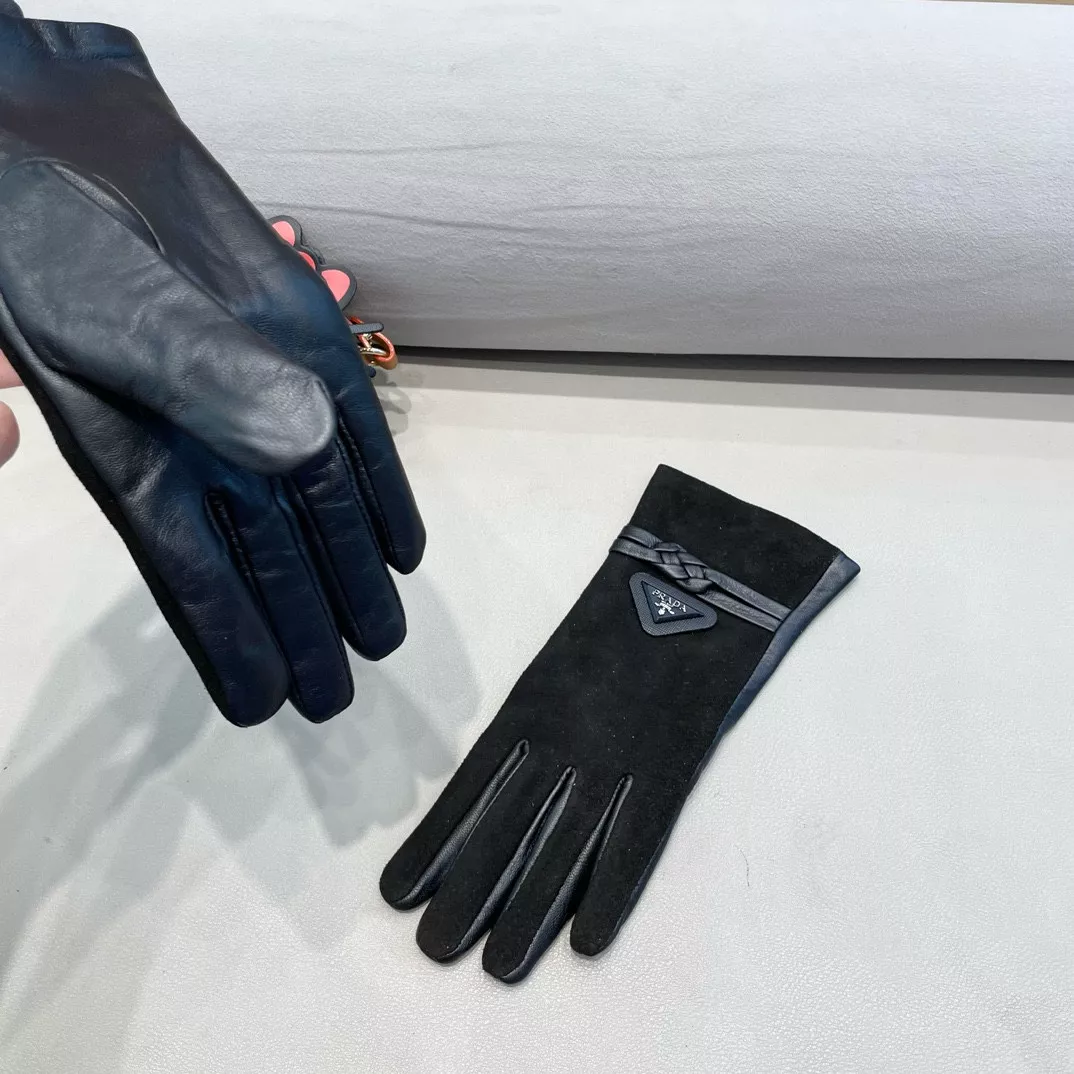 Prada Gloves For Women DailyWear 8070