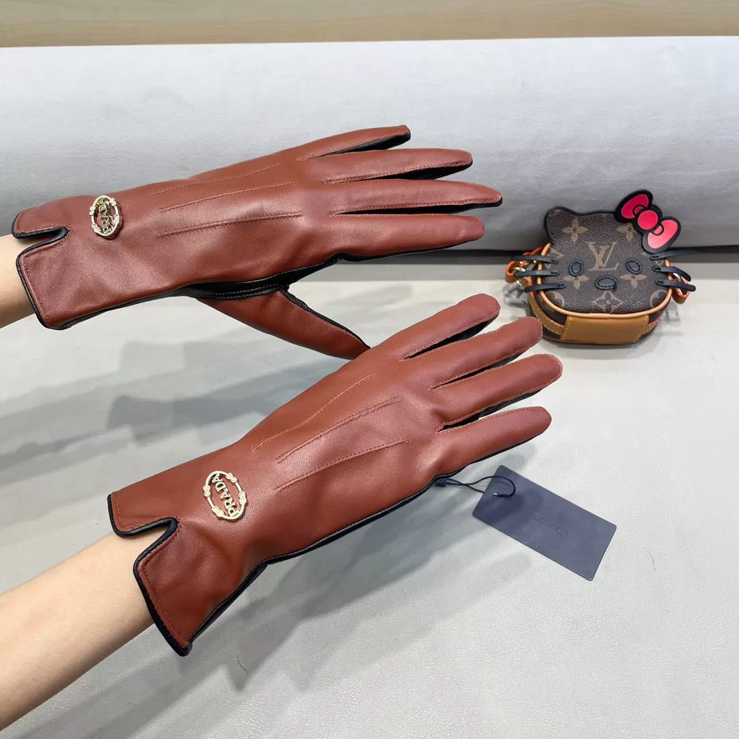 Prada Gloves For Women Durable 3083